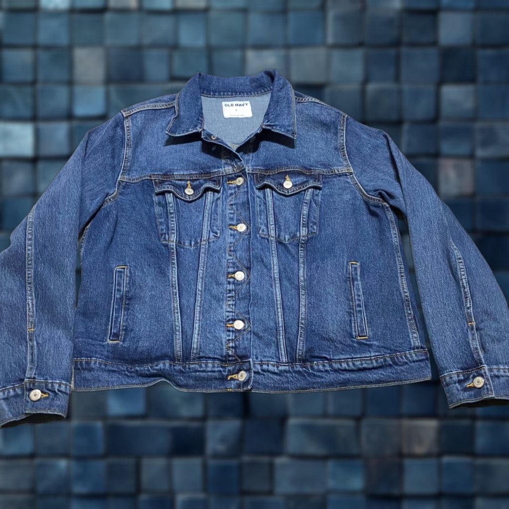 Old Navy Old Navy Denim Jacket Womens XL Blue Long Sleeve Button Up Trucker Size XL / US 12-14 / IT 48-50 - 1 Thumbnail