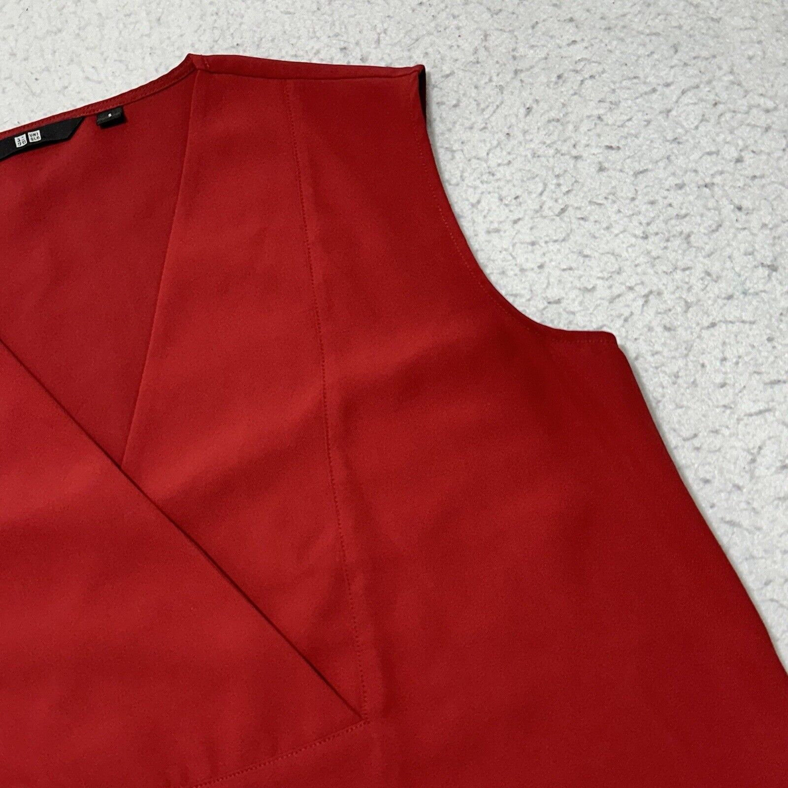 Uniqlo Uniqlo Small V-Neck Drape Burgundy Red A-Line Dress Pullover Size S / US 4 / IT 40 - 5 Thumbnail