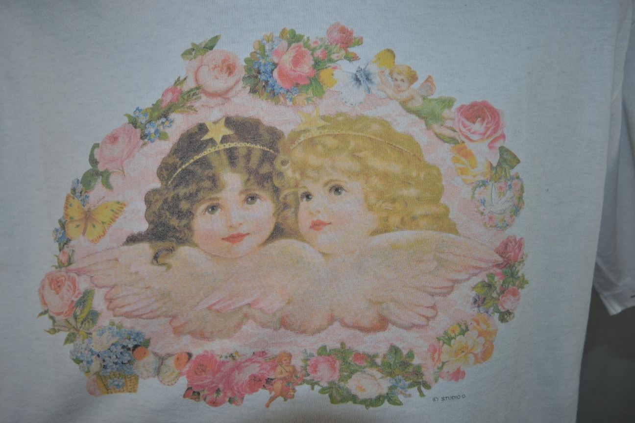 Vintage Vintage Oneita Studio O Angels Tee t-shirt L Size US L / EU 52-54 / 3 - 5 Thumbnail