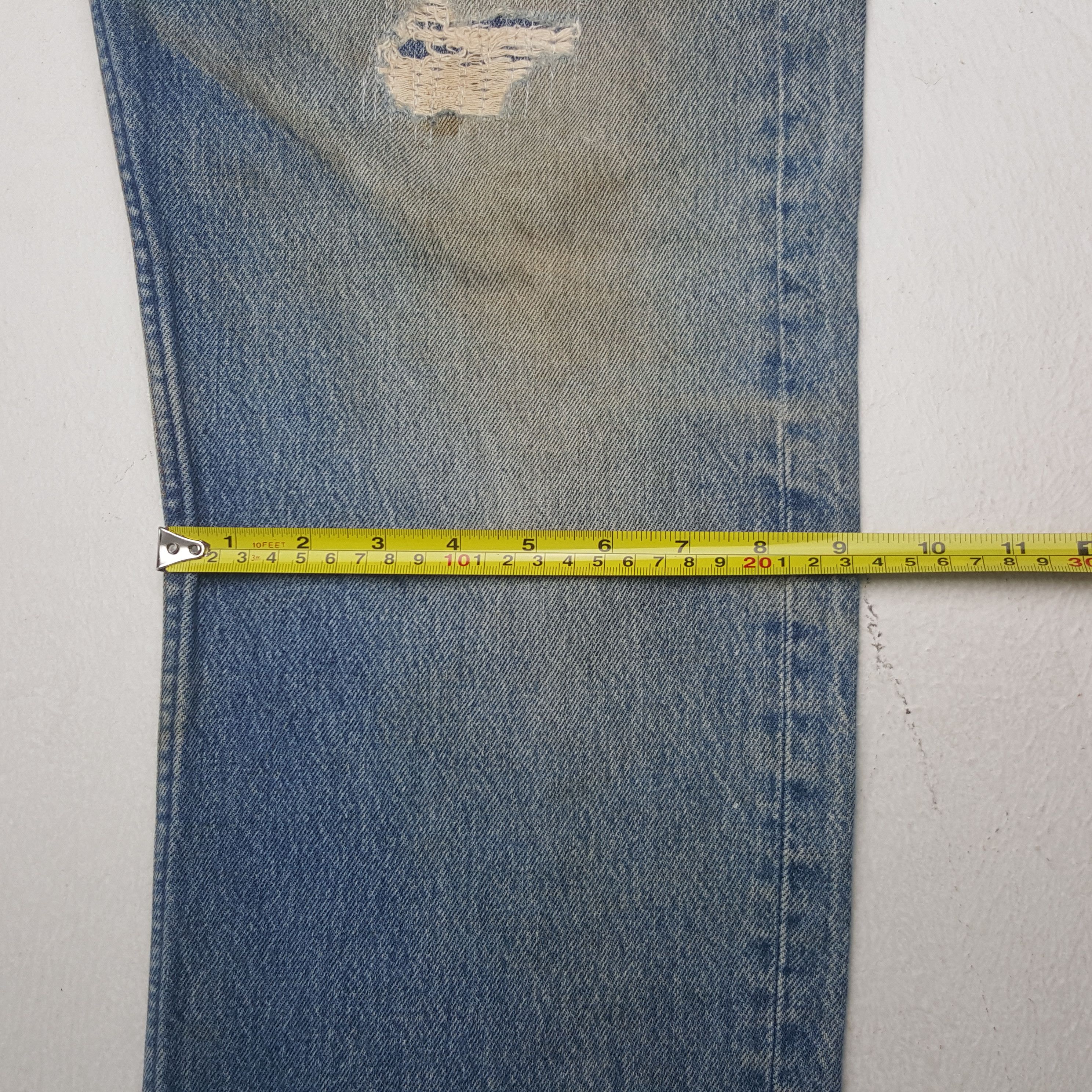 Levi's Vintage Levi's 90's Distressed Denim Jeans RR9 Size US 33 - 12 Thumbnail