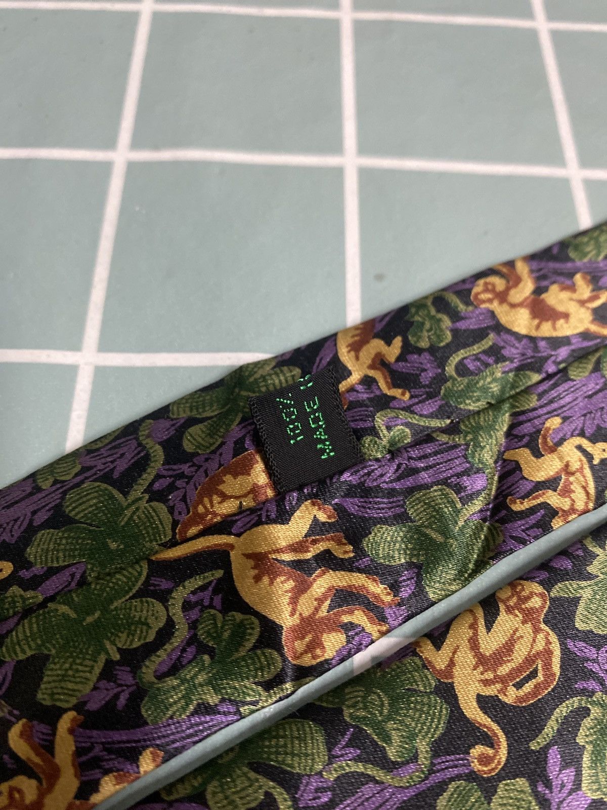 Bottega Veneta Bottega Venetta Ties Animal Print Repeat Silk Necktie Size ONE SIZE - 5 Thumbnail