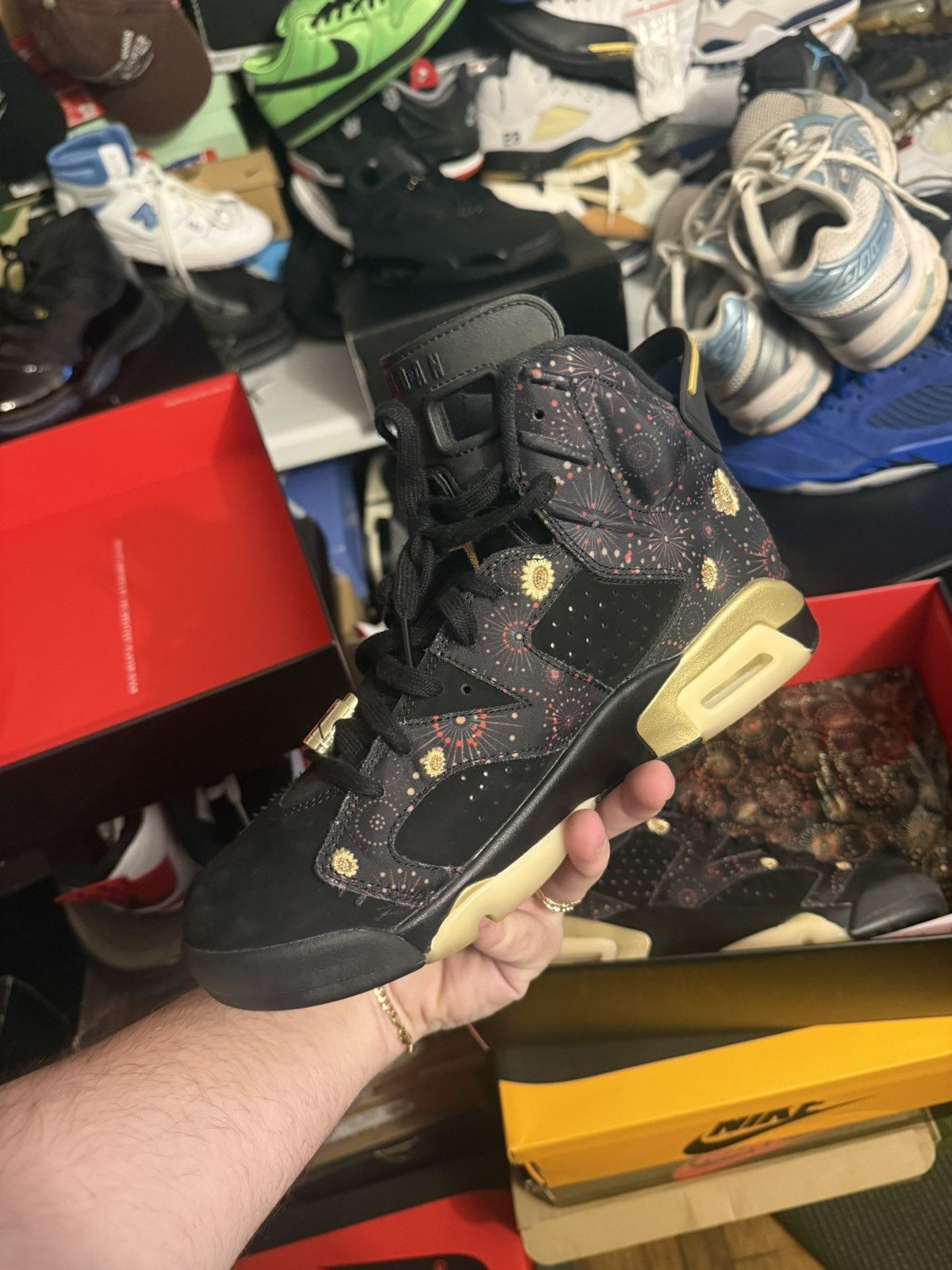 Jordan Brand Jordan retro 6 cny sz 9 Size US 9 / EU 42 - 3 Thumbnail