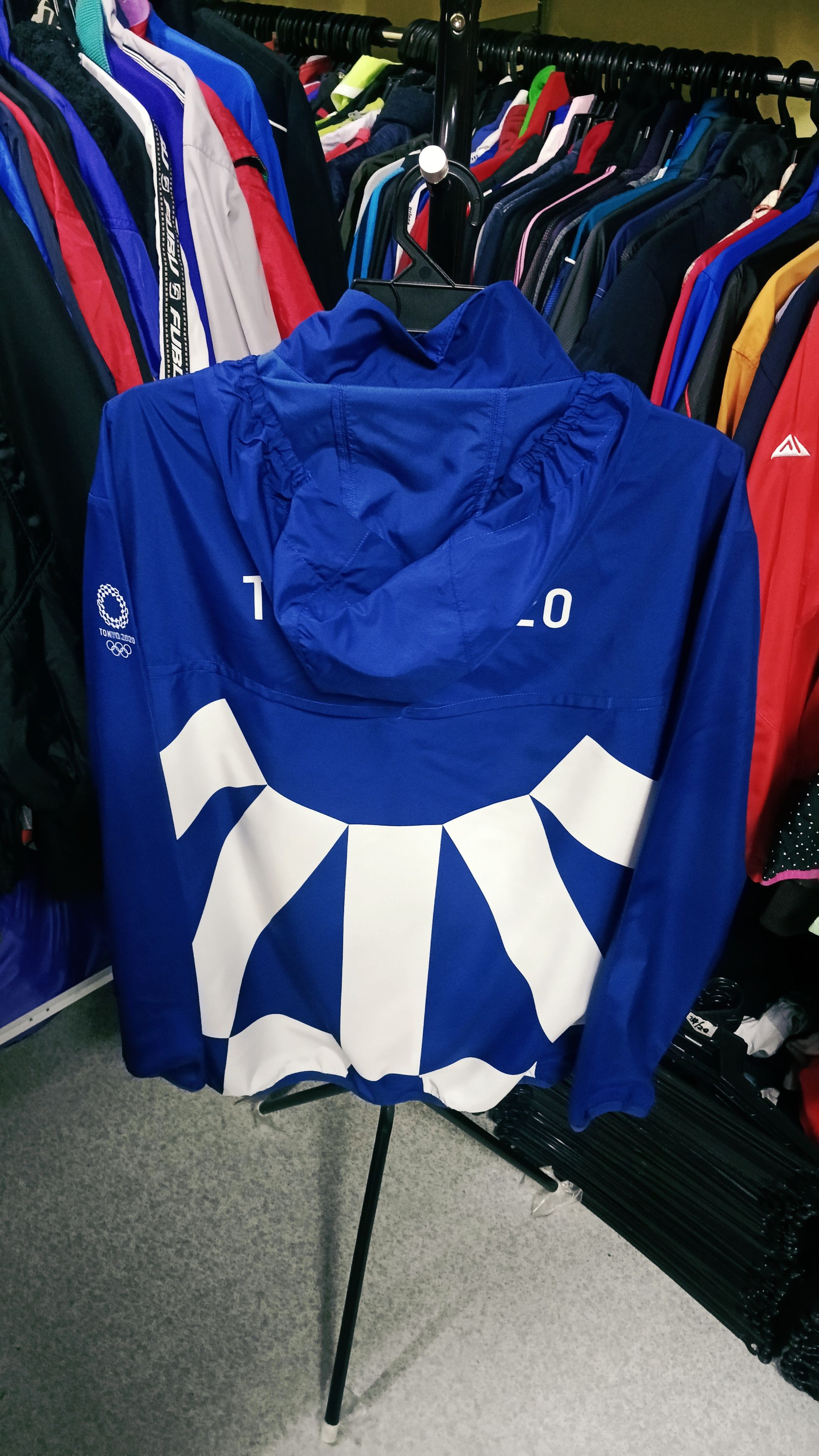 Asics Asics Olympic Tokyo 2020 Packable Windbreaker Jacket Size US M / EU 48-50 / 2 - 5 Thumbnail