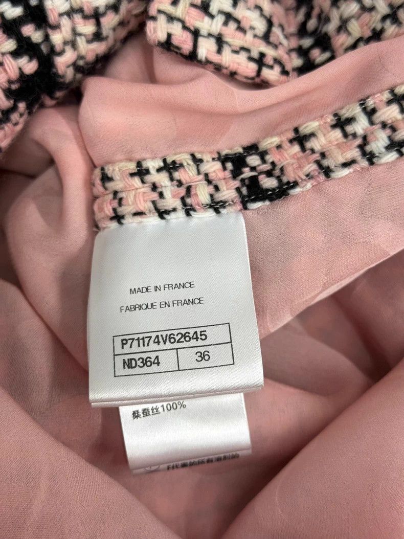 Chanel Chanel 21B pink and black colour block diamond button brai Size XS / US 0-2 / IT 36-38 - 5 Thumbnail
