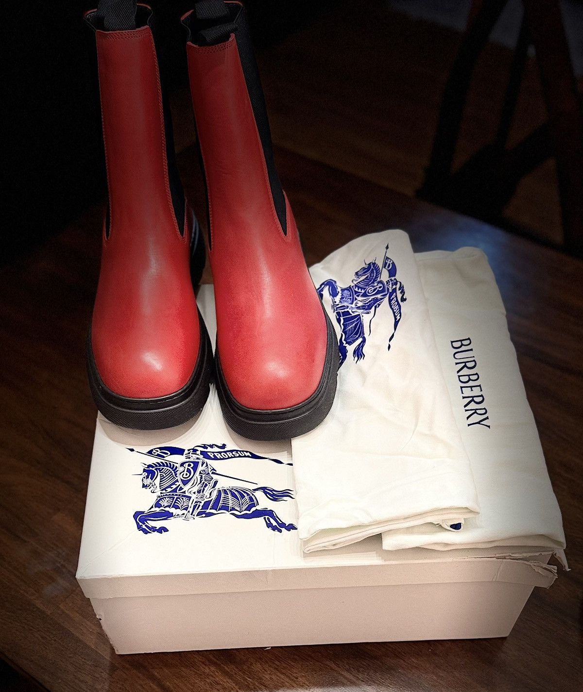 Burberry Burberry Creeper Chelsea boot 1290 MSRP Size US 10.5 / EU 43-44 - 1 Thumbnail