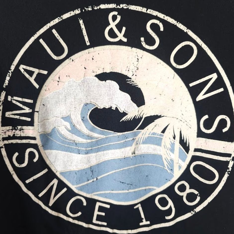 Vintage VINTAGE Maui & Sons T Shirt Mens Size Medium Black Hawaii Surfer Tee RELAXED Fit Size US M / EU 48-50 / 2 - 5 Thumbnail