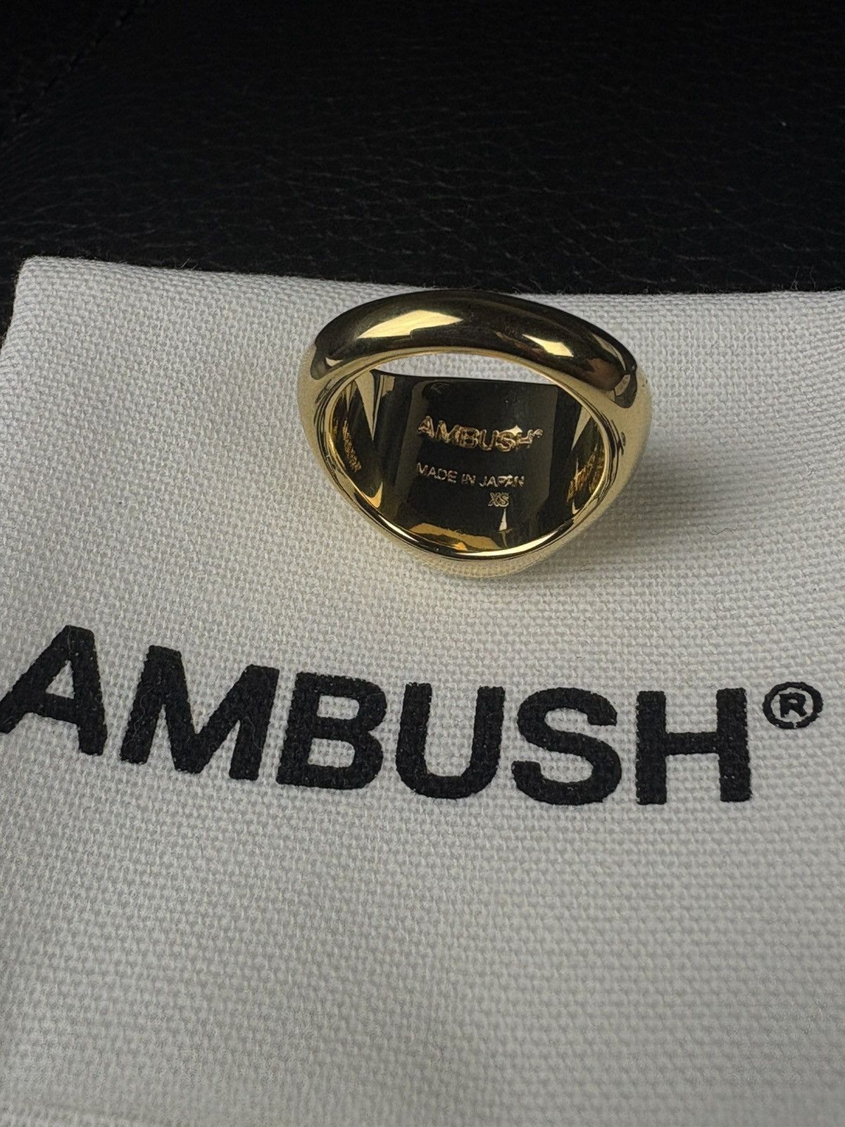 Ambush Design Ambush pinky smile logo ring gold plated Size ONE SIZE - 7 Thumbnail