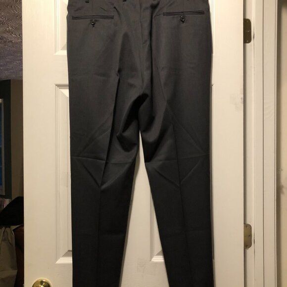 Brooks brothers men's 100%wool dress pants size: 38/32