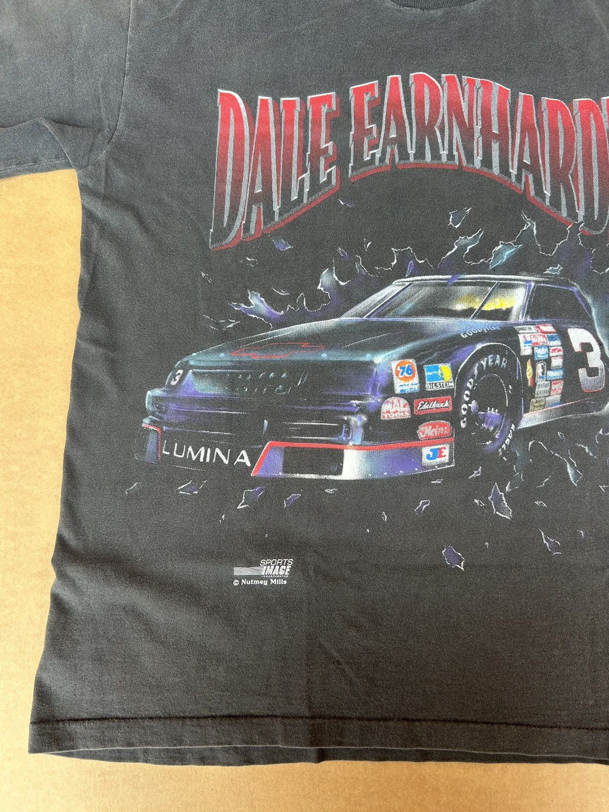 Vintage Vintage 90's Dale Earnhardt Intimidator T-Shirt Racing Rare Size US L / EU 52-54 / 3 - 4 Thumbnail