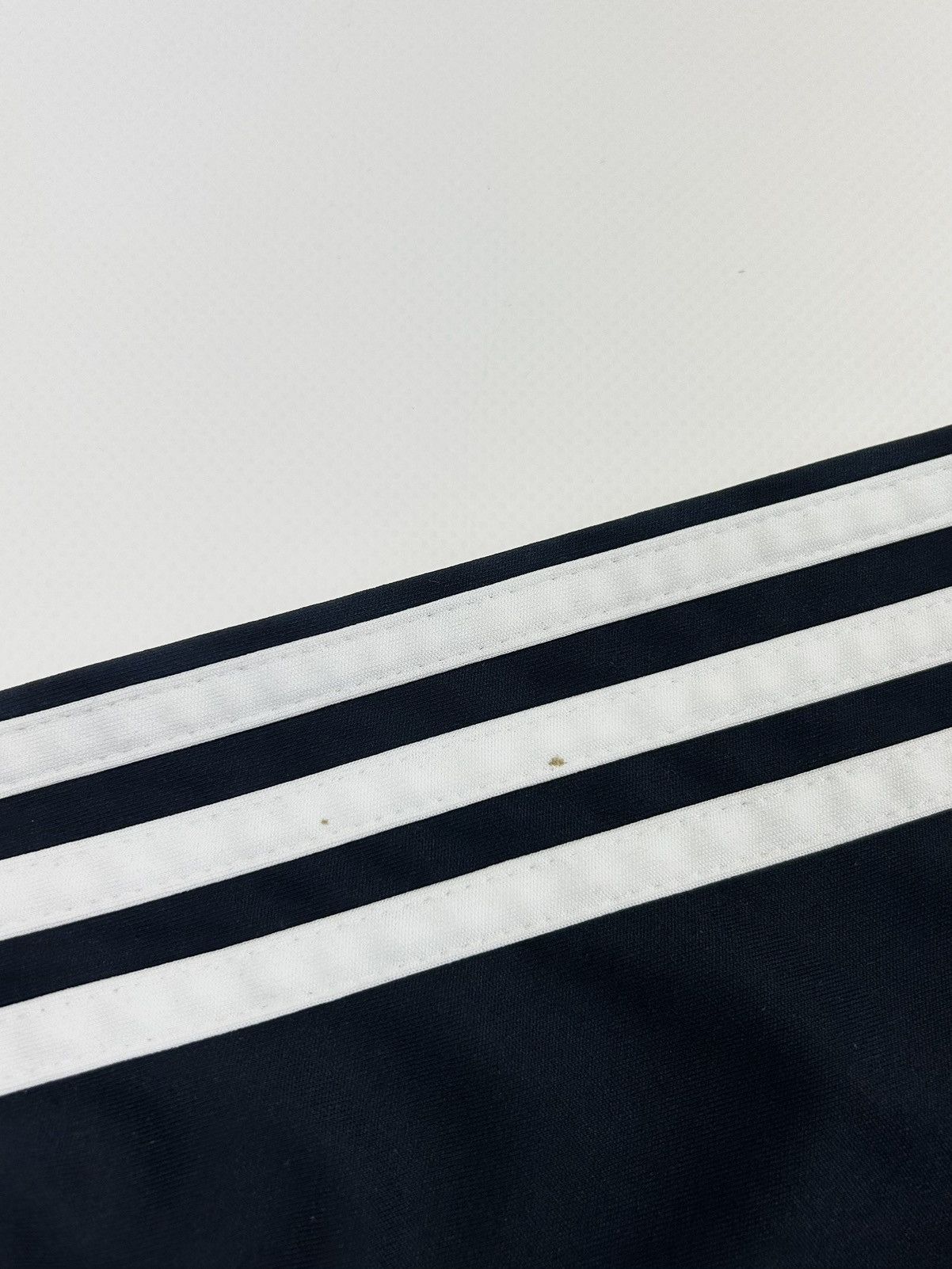Adidas × Chelsea Soccer Adidas Chelsea Jersey 2009 Soccer T-shirt y2k Size US S / EU 44-46 / 1 - 11 Thumbnail