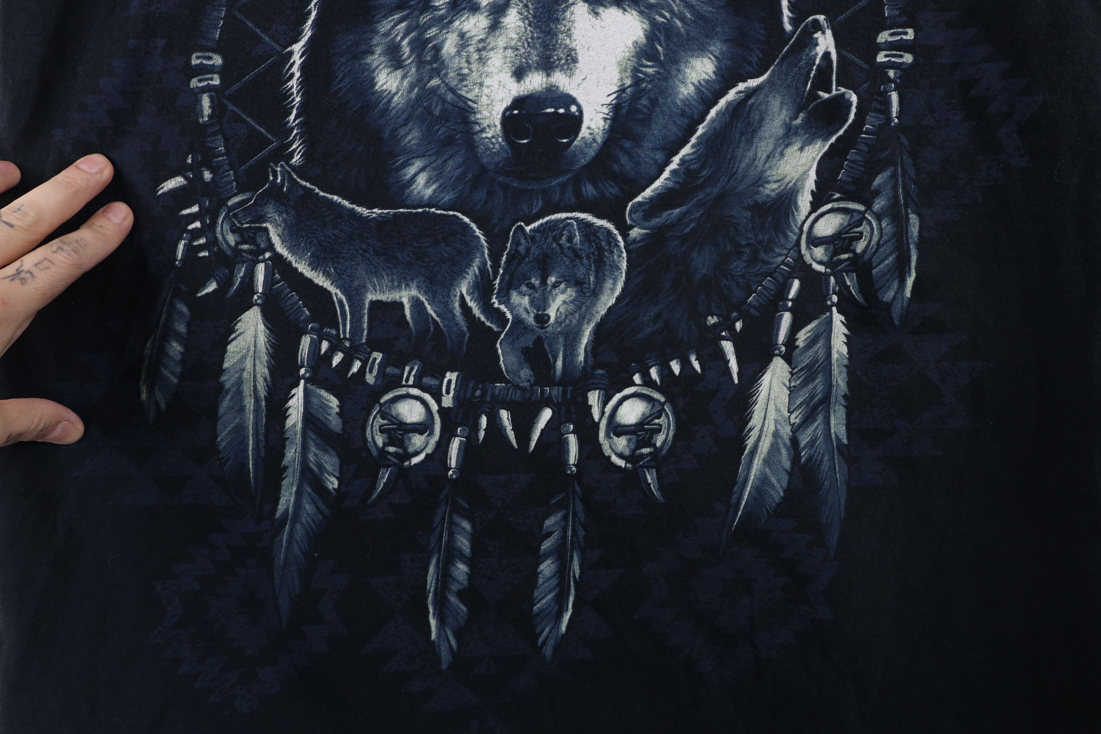 Vintage Vintage 90s Y2K Streetwear Wolf Feather MMA T-Shirt Black Size US XL / EU 56 / 4 - 5 Thumbnail