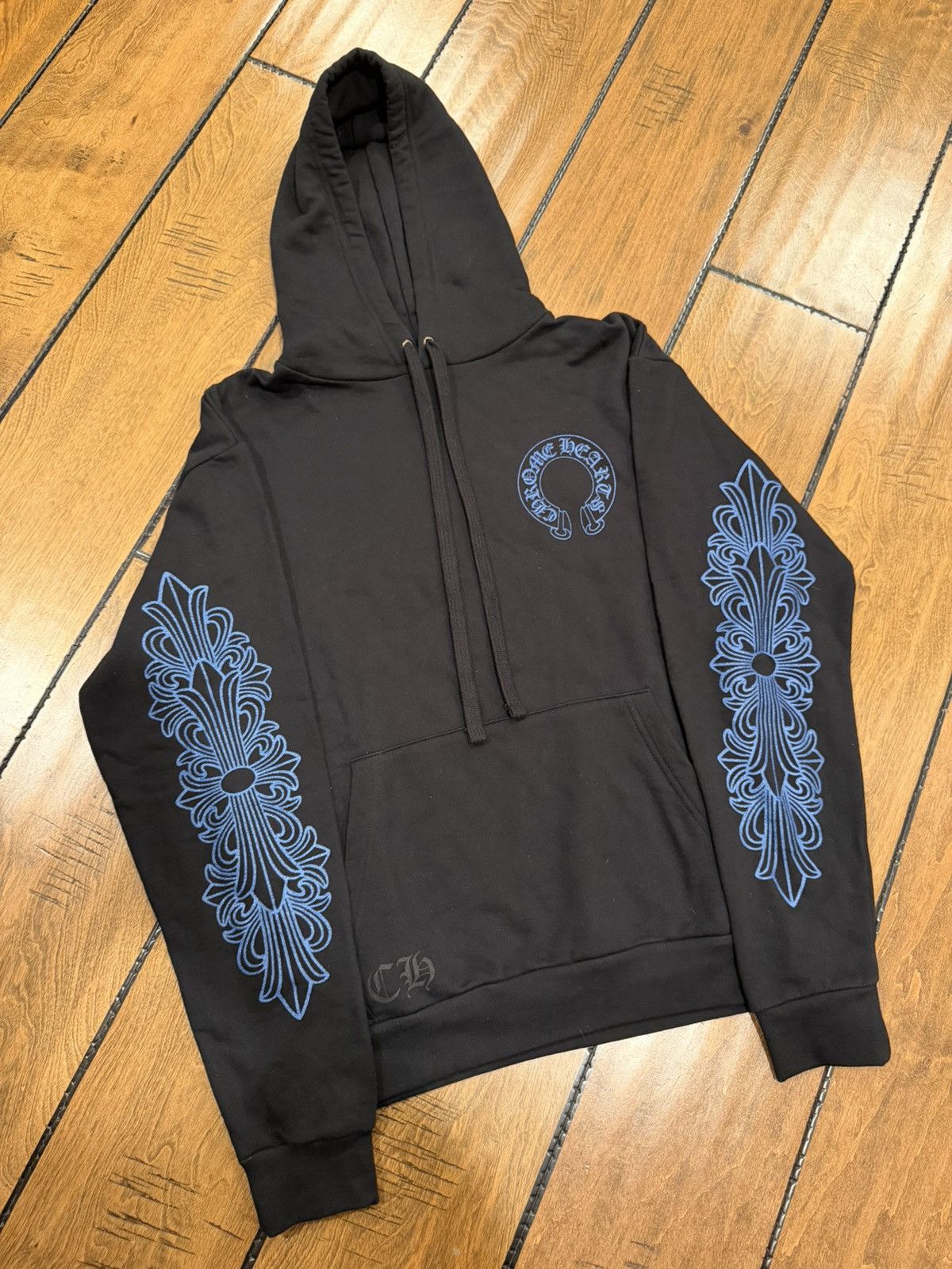 Chrome Hearts Friends & Family Shoulder Logo Pullover Hoodie
