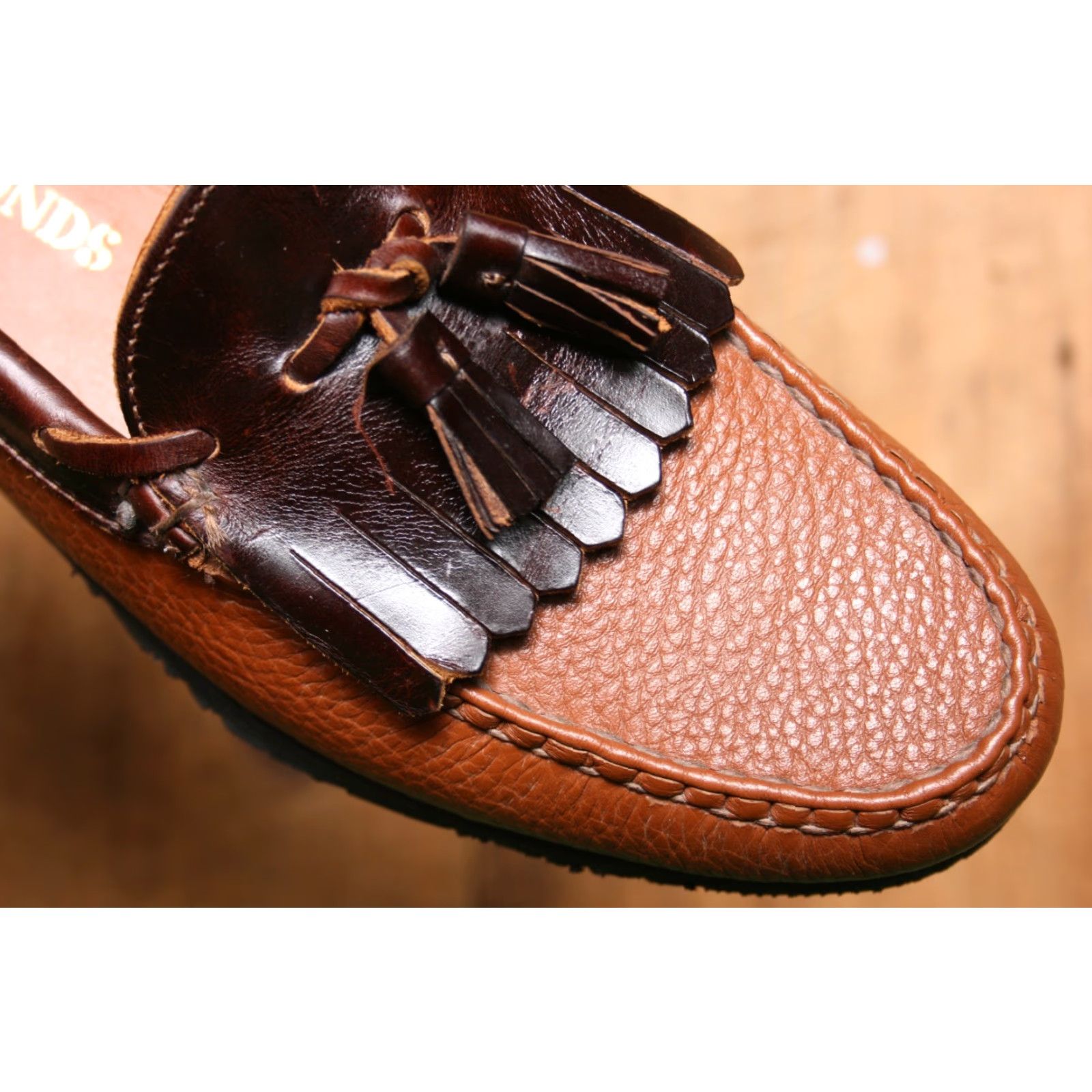 ALLEN EDMONDS Nashua Two-Tone Brown Leather Kiltie Tassel  display picture 2