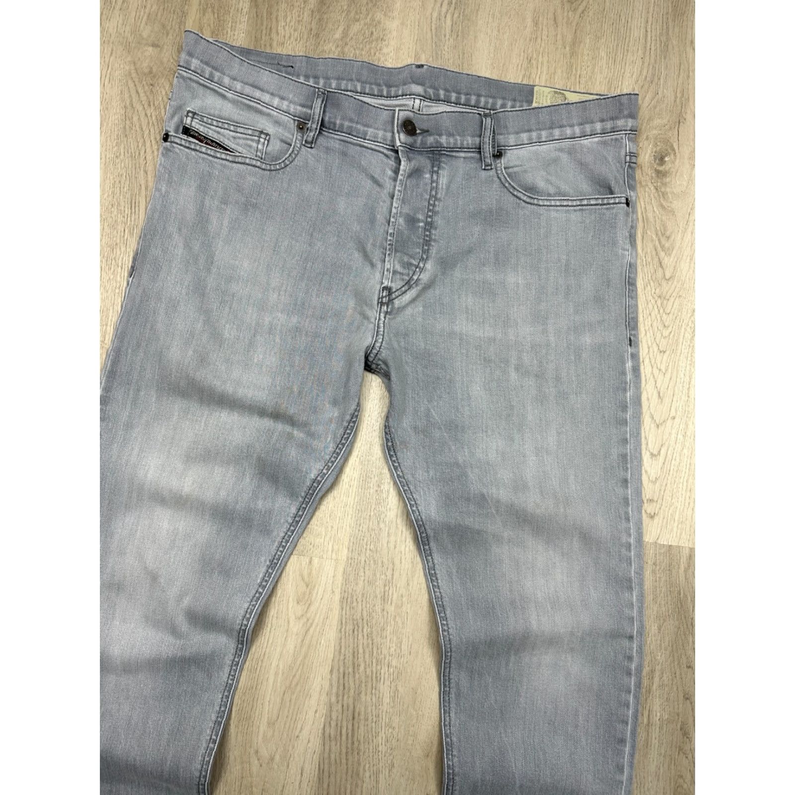 Diesel Diesel Jeans Main Selling Point Diesel Jeans Size 36 Gray Cotton Denim Pants Mens Regular Inseam 32in Size US 36 / EU 52 - 2 Thumbnail