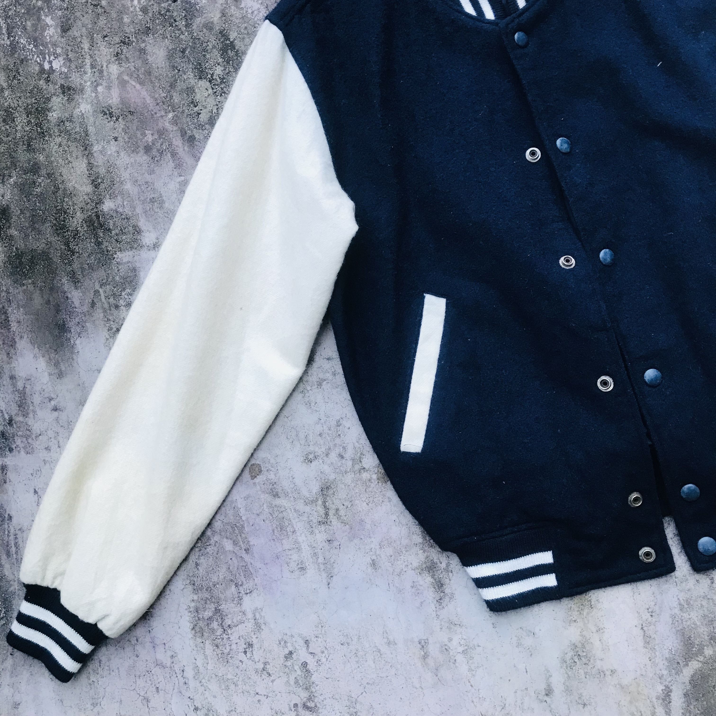 Vintage Vintage Two Tone WooL Varsity Jacket Size US M / EU 48-50 / 2 - 3 Thumbnail