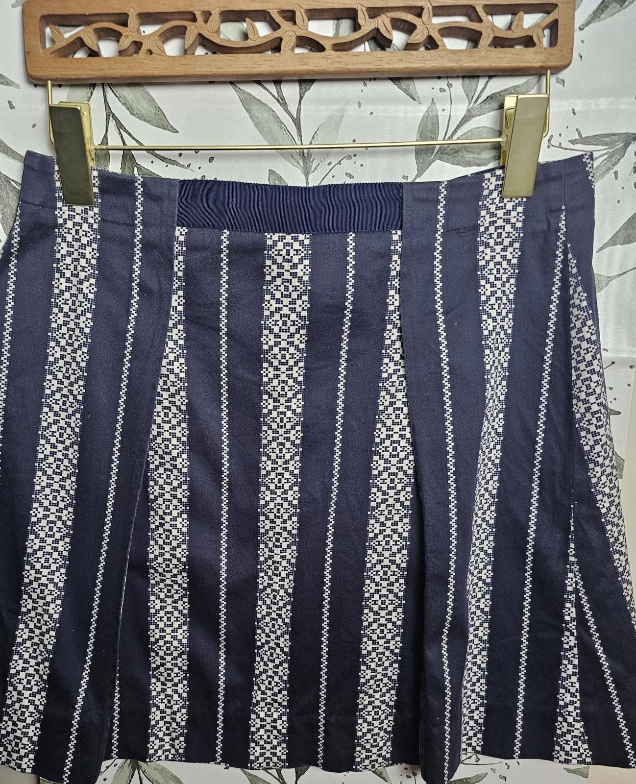 Other Draper James Skirt Navy & White Womens Size 8 Pattern Size 30" / US 8 / IT 44 - 1 Thumbnail