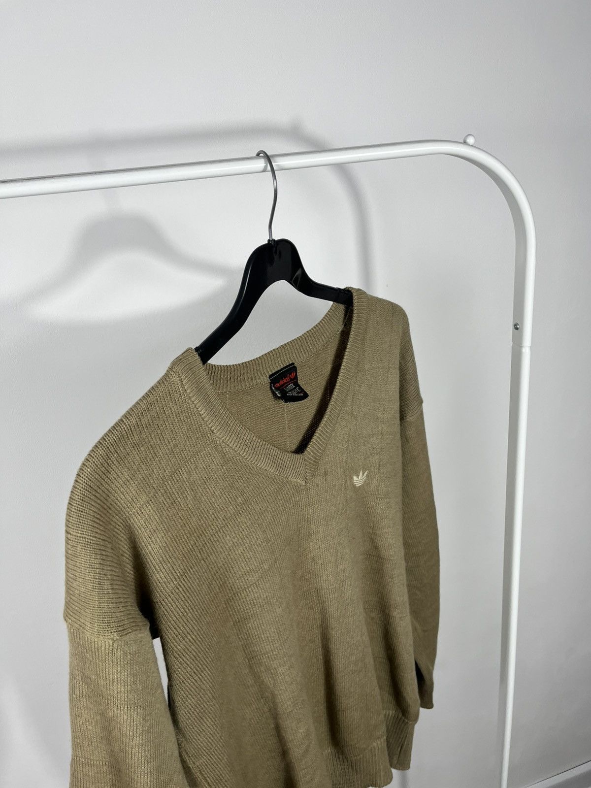 Adidas Vintage Adidas Wool Blend V-Neck Knit Sweater Women’s S Size S / US 4 / IT 40 - 9 Thumbnail