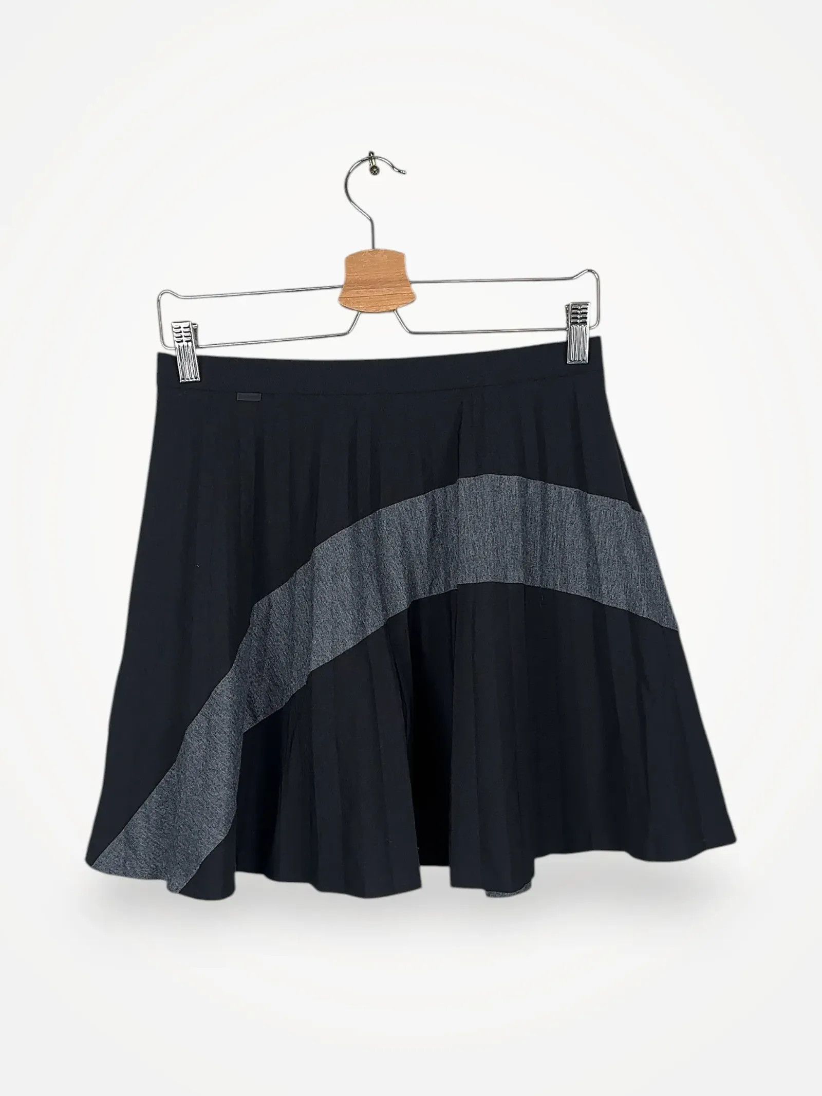 Lacoste Lacoste Skirt Size 26" / US 2 / IT 38 - 1 Thumbnail
