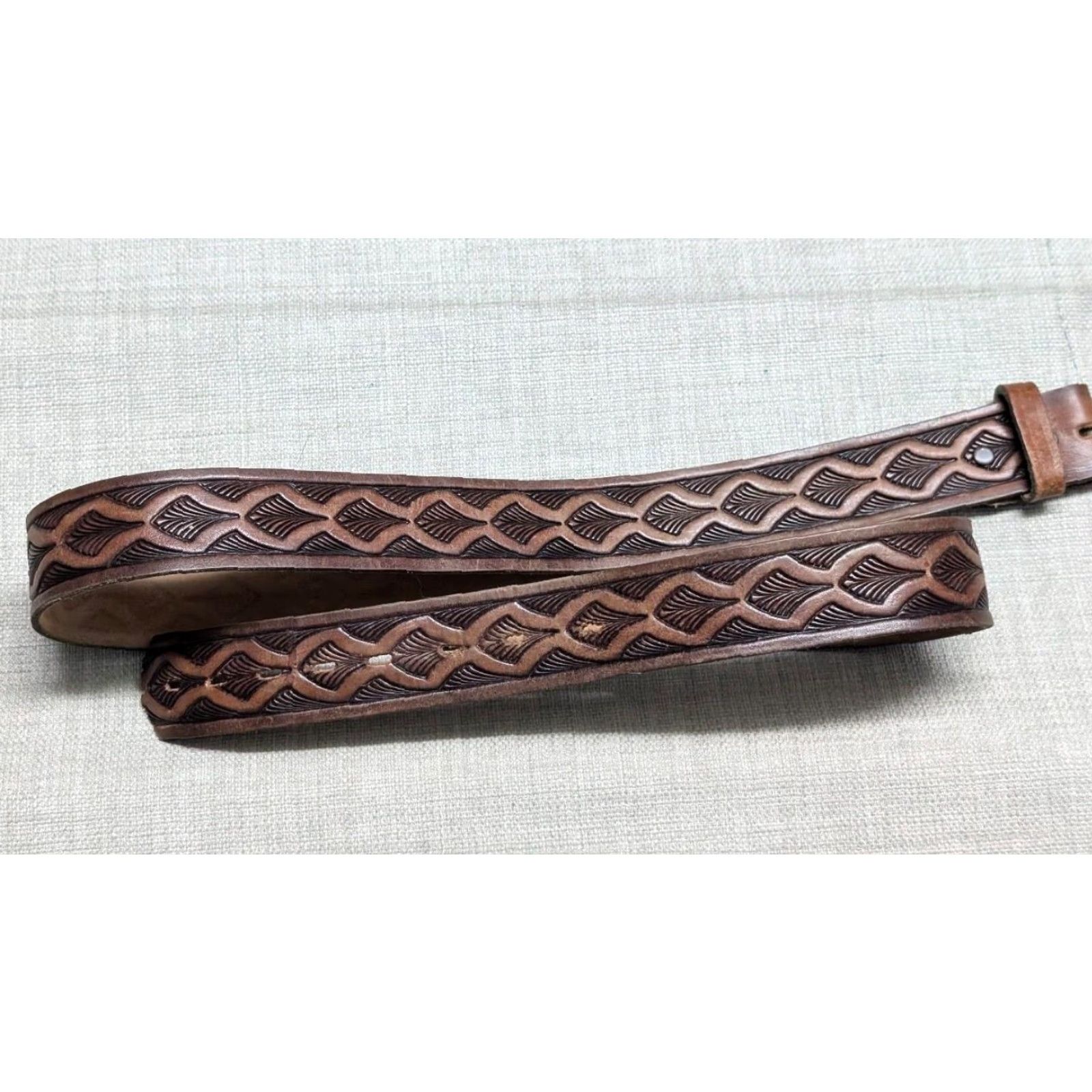 Vintage VINTAGE USA MADE TOOLED BUCKLE BELT Western Belt 42 Brown Cowhide Leather Men XS? 42 is size not XS Size 42 - 5 Thumbnail