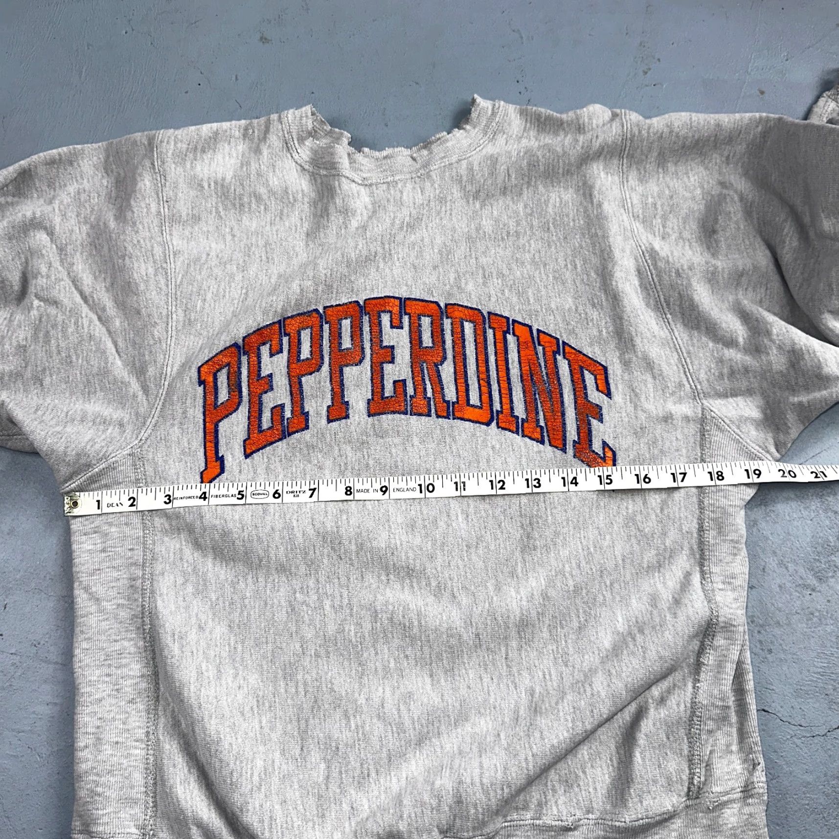 Champion VINTAGE Champion Reverse Weave Sweatshirt Men Medium Gray 80s 90s California USA Outdoor Sports Athletic Size US M / EU 48-50 / 2 - 5 Thumbnail