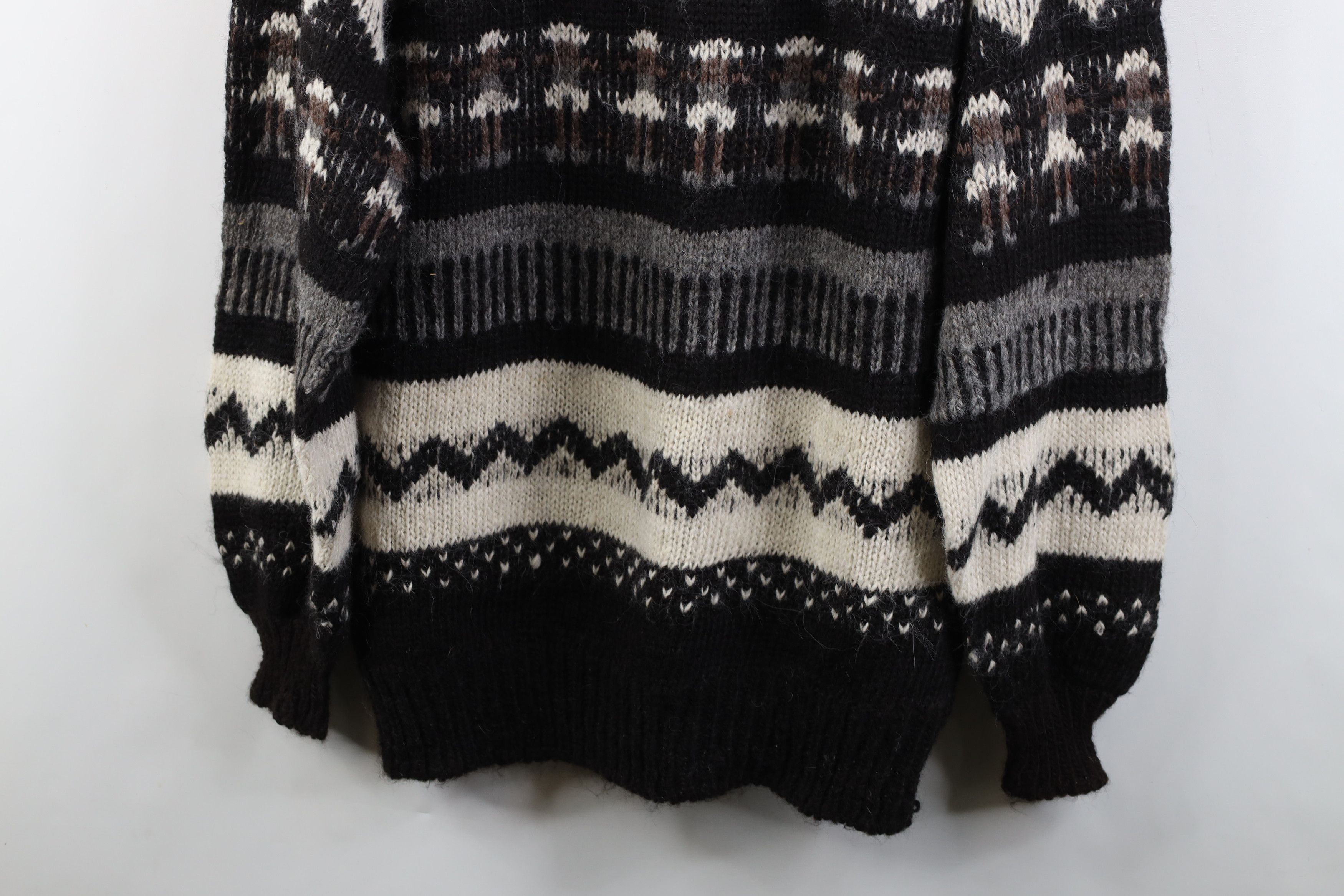 Vintage Vintage 90s Streetwear Fair Isle Knit Sweater Earth Tone Size US L / EU 52-54 / 3 - 3 Thumbnail