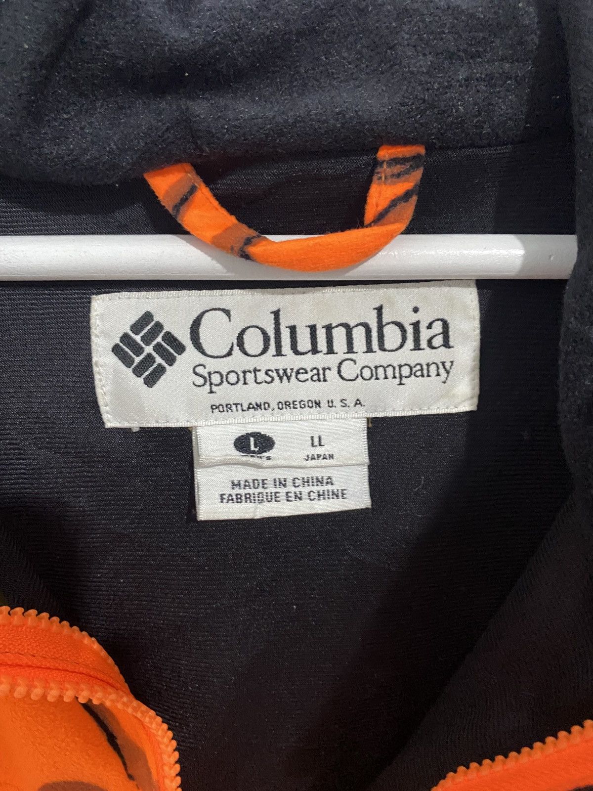 Columbia × Vintage Vintage Columbia Camouflage Hunting hoodie Jacket Size US XL / EU 56 / 4 - 7 Thumbnail