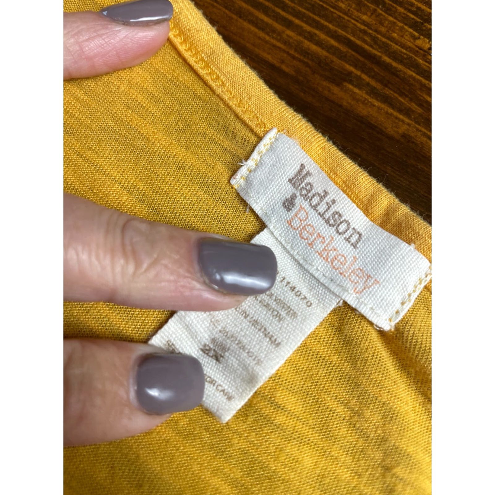 Madison Madison & Berkeley Shirt Women’s Size 2X Mustard Yellow Bull Rhinestone Short Sleeve Round Neck Pullover Casual Cotton T-Shirt Vintage No Size L / US 10 / IT 46 - 5 Thumbnail