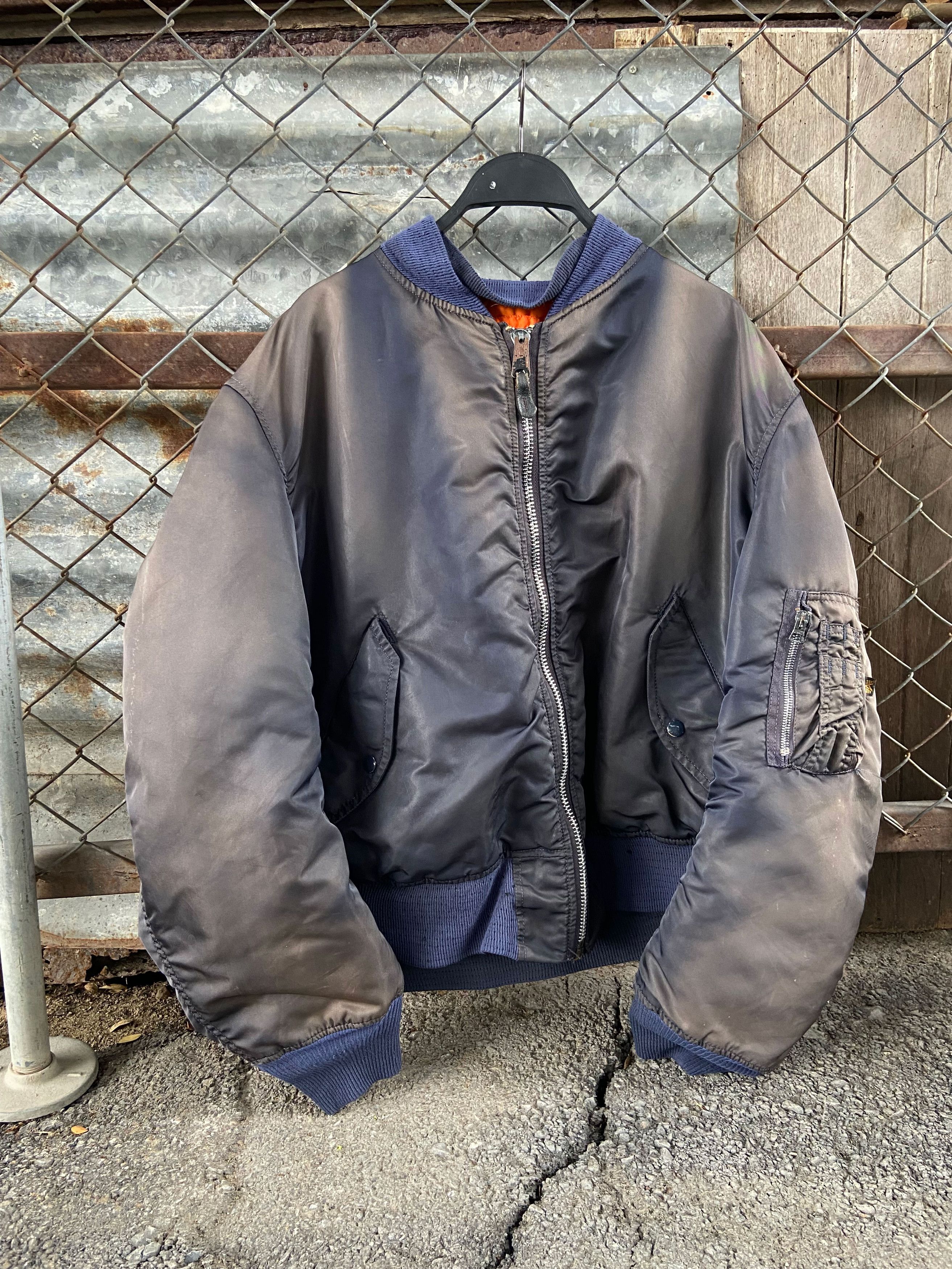 Alpha Industries × Vintage Vintage Faded MA-1 Alpha Industries Bomber ...