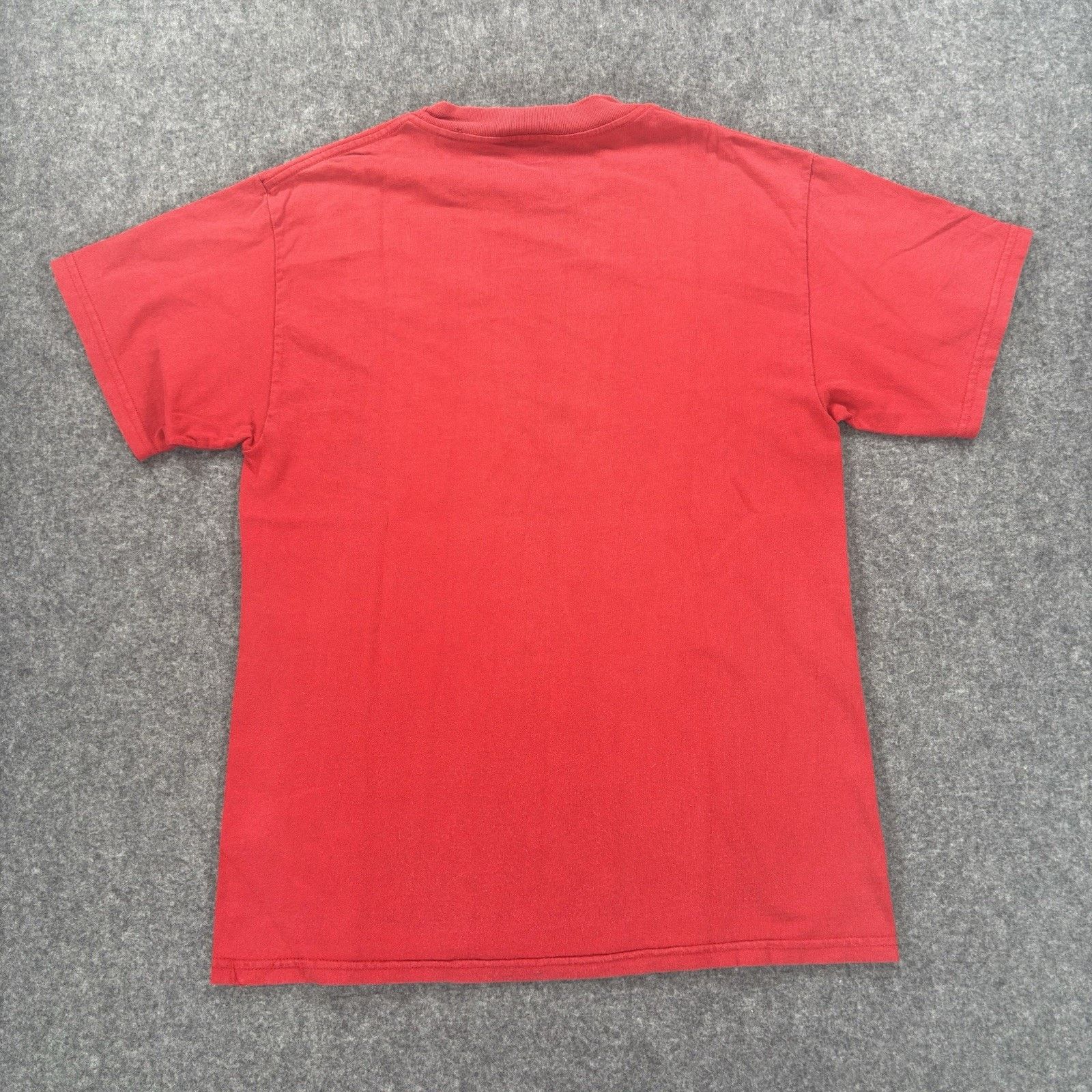 Nike Vintage Nike Embroidered Red Shirt Men's Medium Size US M / EU 48-50 / 2 - 6 Thumbnail