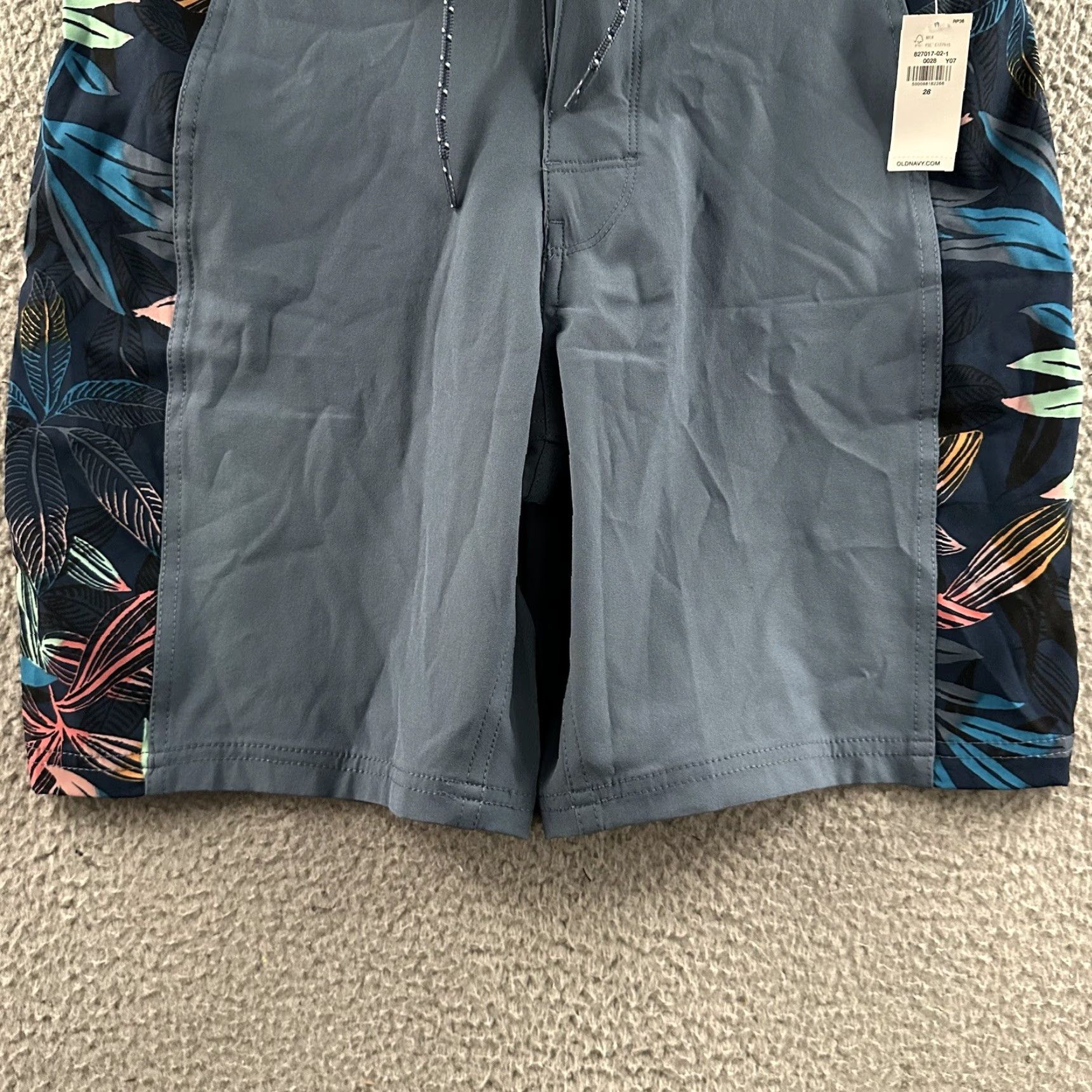 Old Navy Old Navy Mens Board Shorts Multicolor Blue Size 28 Stretch Polyester Spandex Regular Swim Bottom Board Shorts Mens Size US 28 / EU 44 - 4 Thumbnail