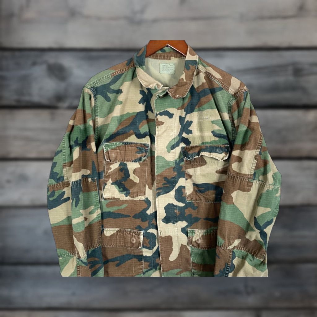 Vintage VTG Carbon Hill Army Woodland Camo Jacket Adult M Regular Green 80s Military Shirt Womens Mens? Size US M / EU 48-50 / 2 - 1 Thumbnail
