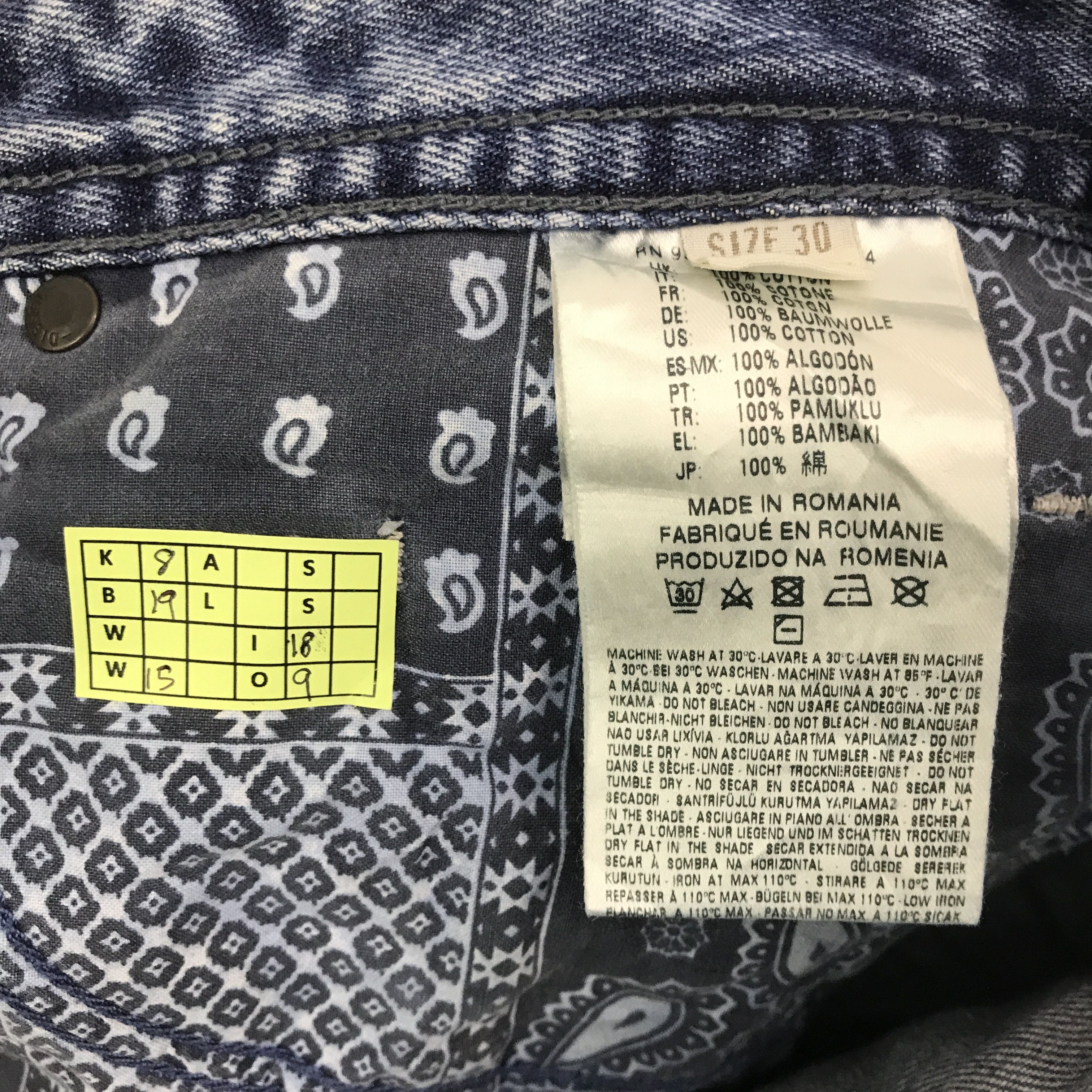 Diesel × Vintage Vintage Diesel industry denim shorts jeans Size US 30 / EU 46 - 9 Thumbnail