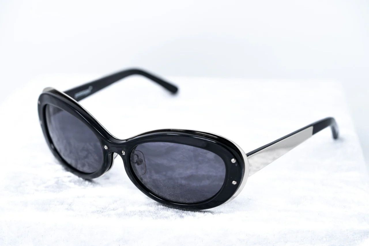 Yohji Yamamoto Yohji Yamamoto Sunglasses Cat Eye Black and Grey Size ONE SIZE - 11 Thumbnail