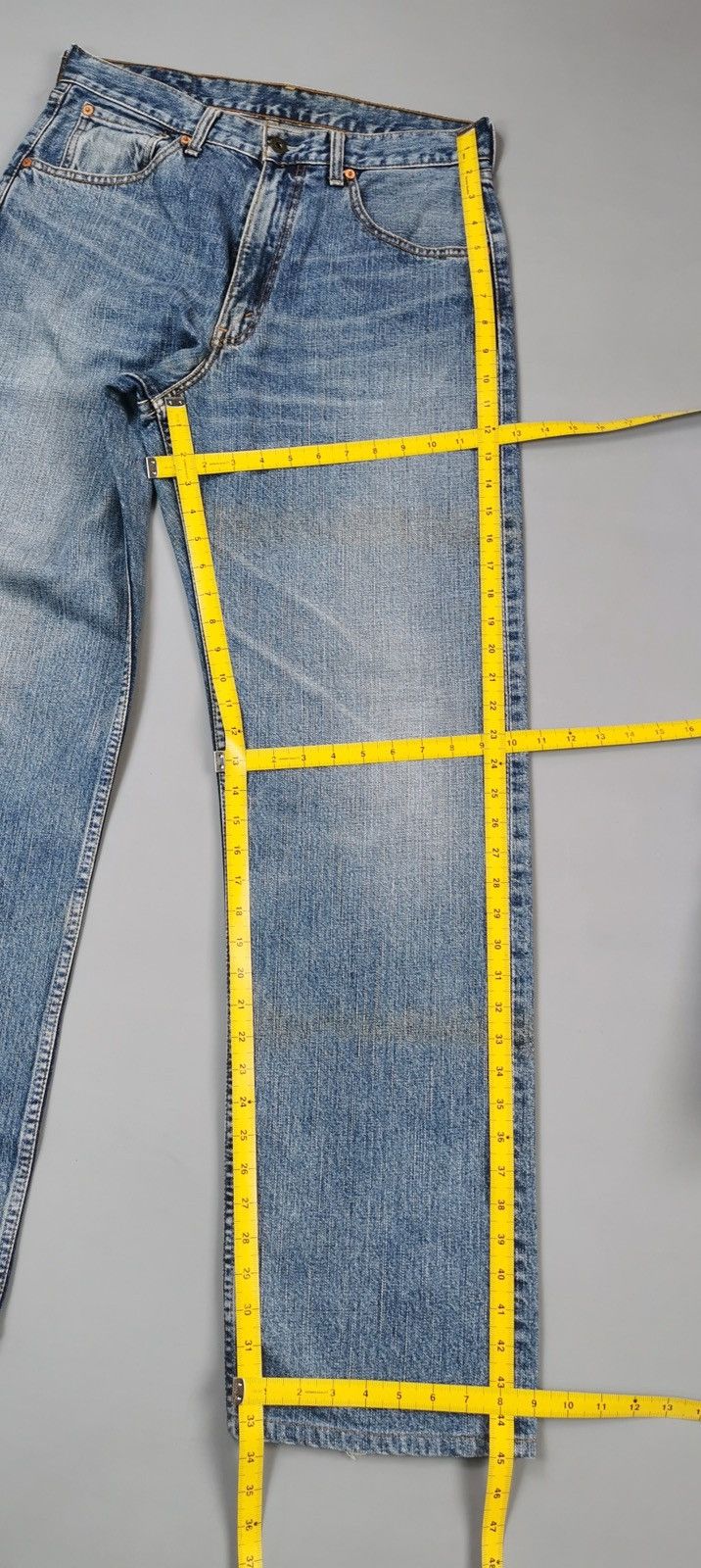Le Grande Bleu (L.G.B.) × Levi's × Vintage Levis 504 Straight Jeans (LG33) Size US 32 / EU 48 - 10 Thumbnail