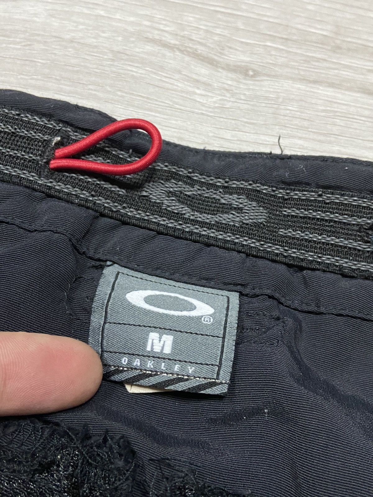 Vintage Oakley avant-garde Y2K vintage shorts Size US 32 / EU 48 - 5 Thumbnail