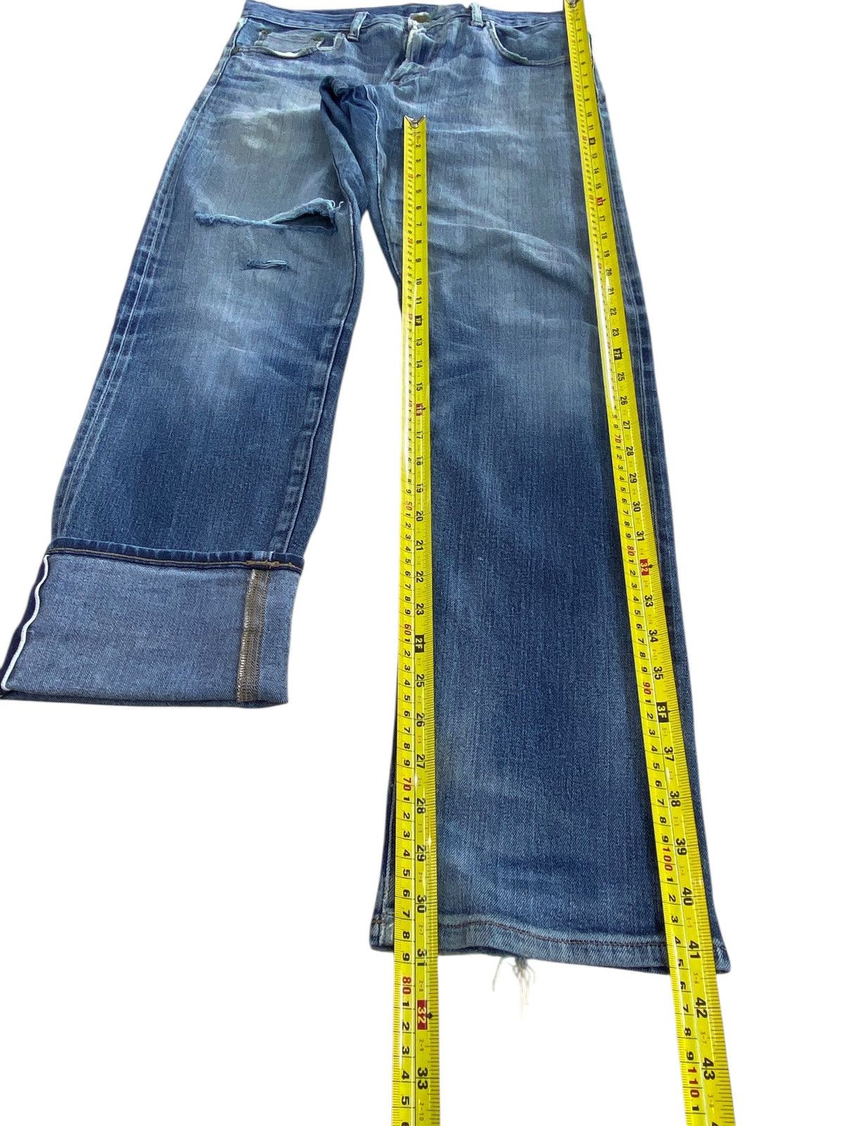 Uniqlo Uniqlo X Selvage Faded Blue Wash Style Ripped Jean Size US 32 / EU 48 - 7 Thumbnail