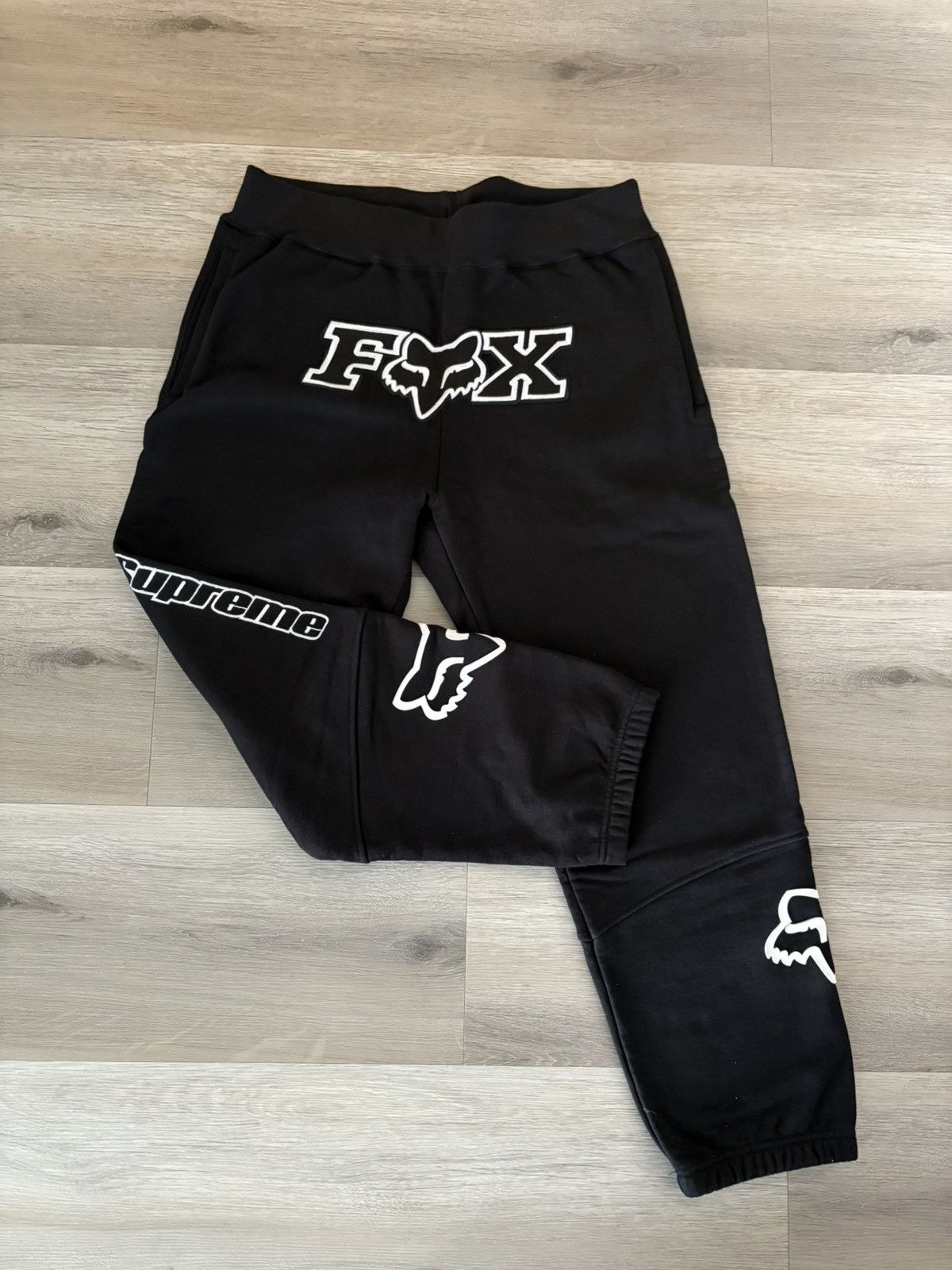 Supreme Supreme Fox Racing Sweatpants FW20 Black Small Size US 28 / EU 44 - 1 Thumbnail