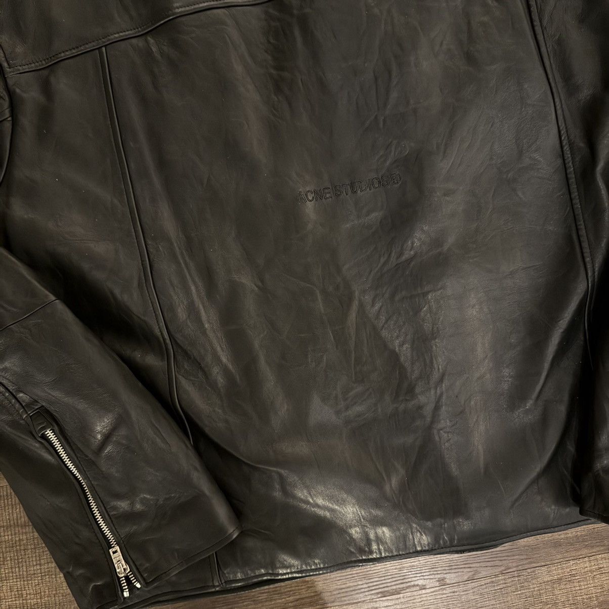 Acne Studios Acne Studios Distressed Leather Jacket Black Size US M / EU 48-50 / 2 - 9 Thumbnail