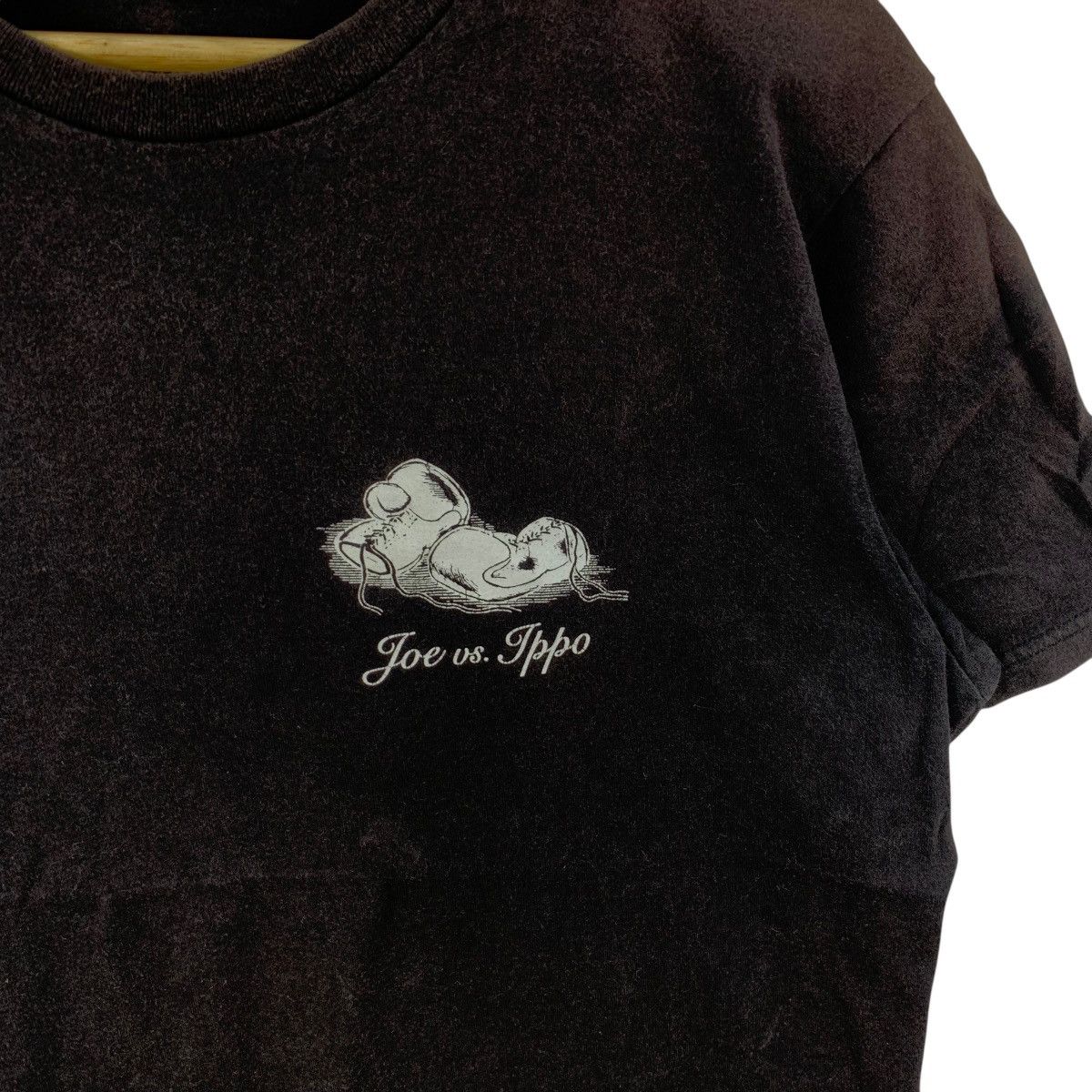 Anime UNIQLOx HAJIME NO IPPO Joe Match Sun Faded Anime Tee Shirt Size US L / EU 52-54 / 3 - 6 Thumbnail