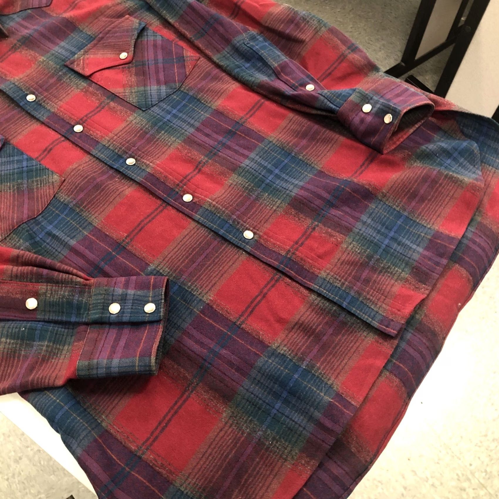 Pendleton VINTAGE Pendleton Shirt Mens XL Red Plaid Wool Pearl Snap Western Wear Button-Up Shirt Size US XL / EU 56 / 4 - 6 Thumbnail