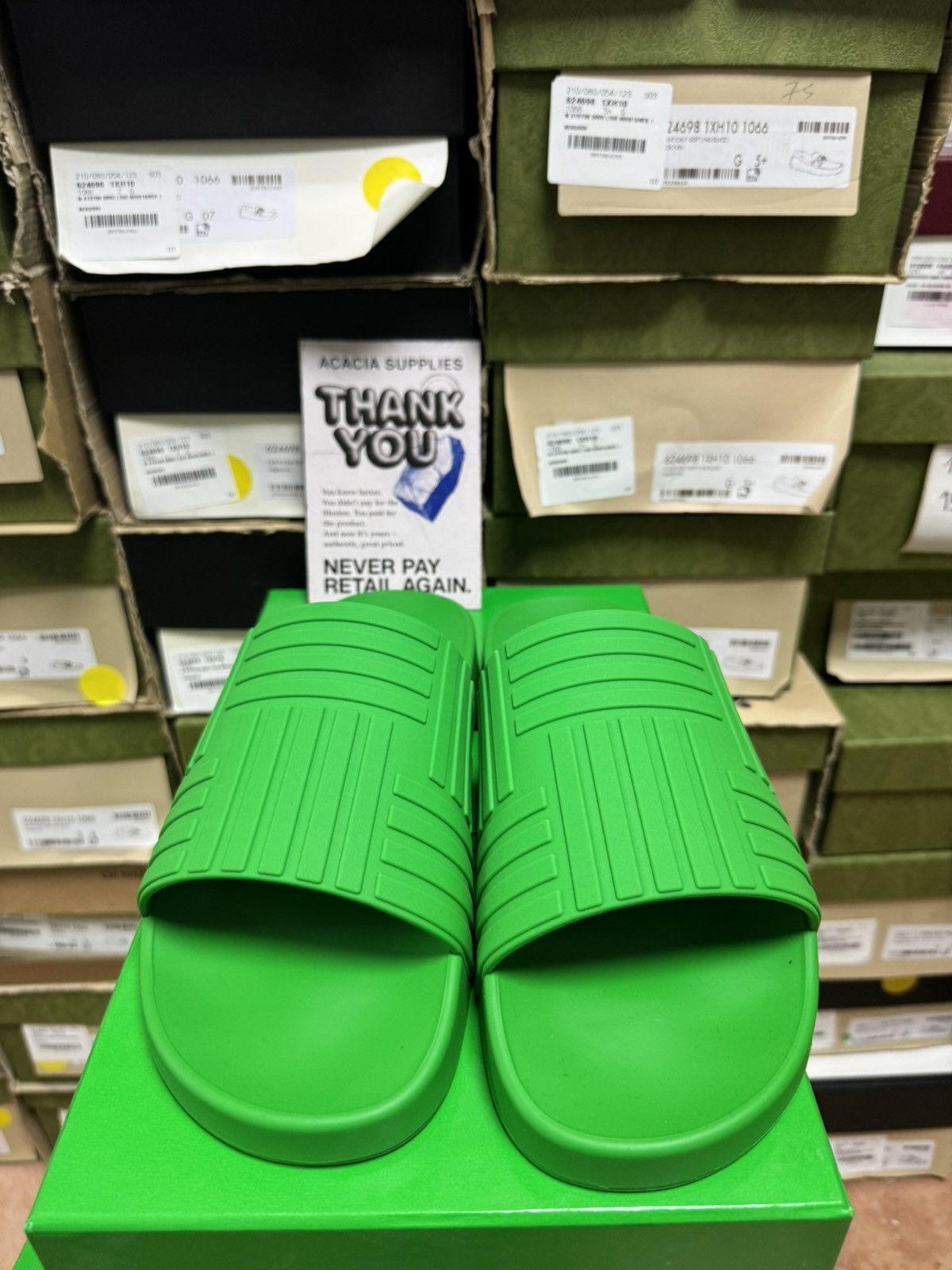 Bottega Veneta Bottega Veneta Embossed Rubber Slides Size US 9 / EU 42 - 2 Thumbnail