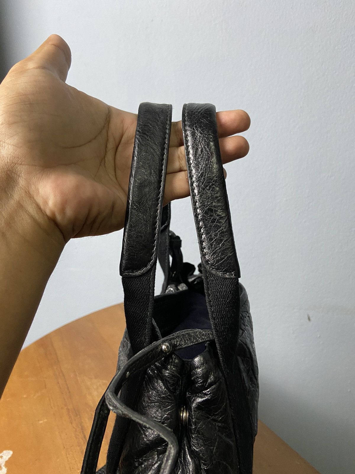 Balenciaga Balenciaga Paris Crossbody Handbag Size ONE SIZE - 10 Thumbnail