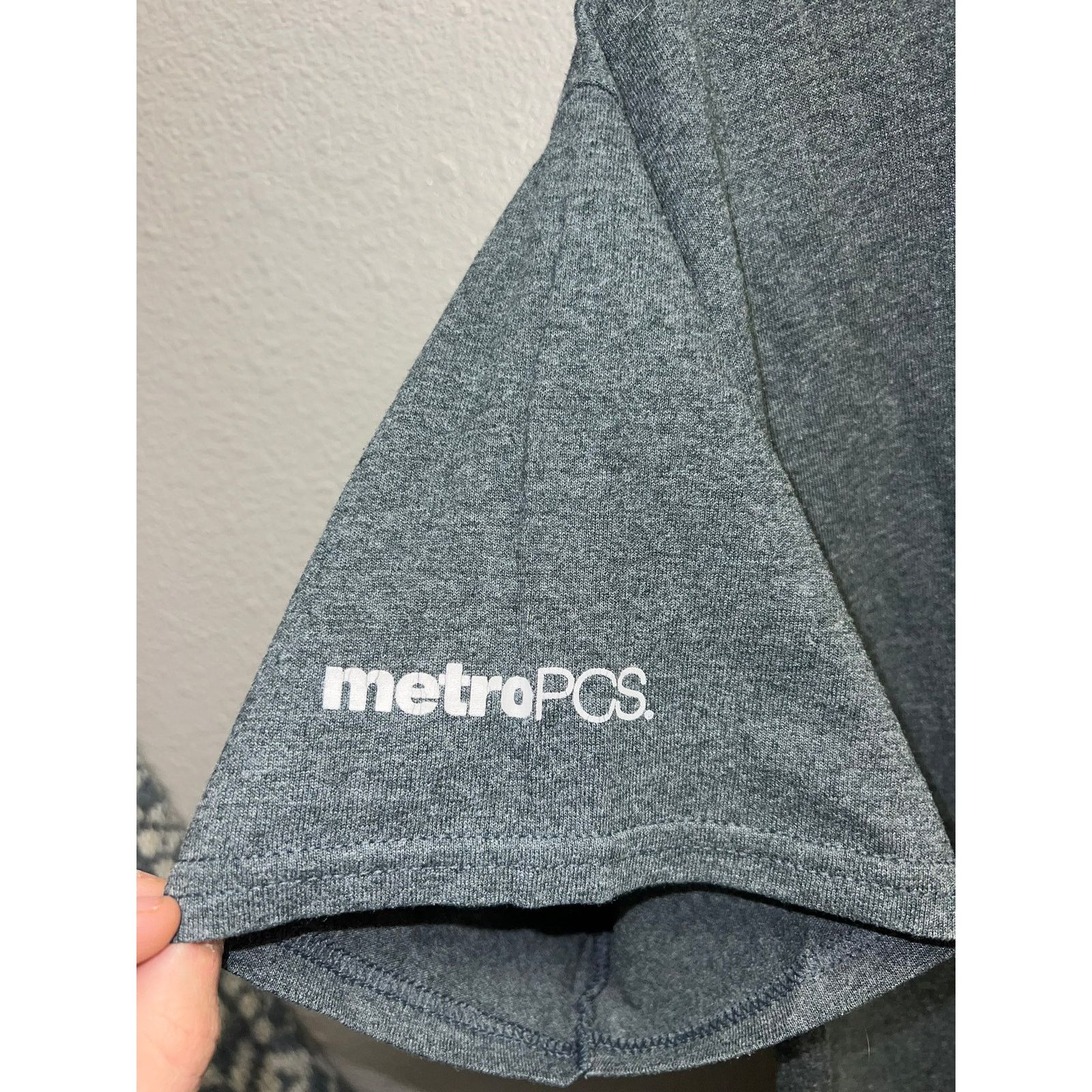 Gildan LG Phone Shirt LK K10 Stylo 2 Plus Metro PCS Promo Tee Large Size US L / EU 52-54 / 3 - 4 Thumbnail