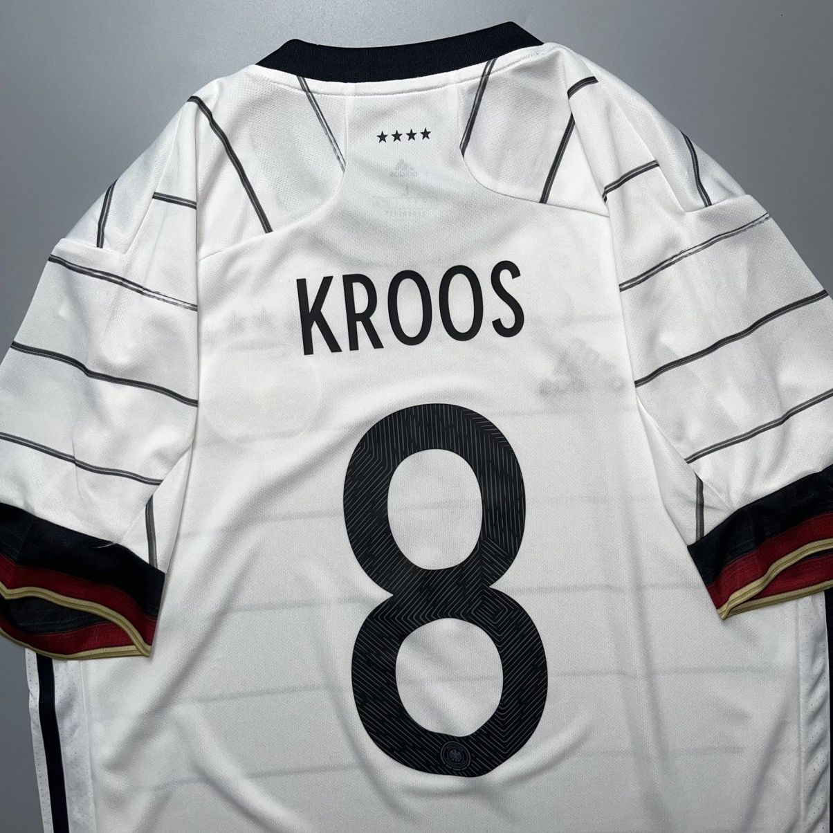 Adidas GERMANY ADIDAS 2020 EURO FOOTBALL HOME JERSEY #8 KROOS Size US L / EU 52-54 / 3 - 8 Thumbnail