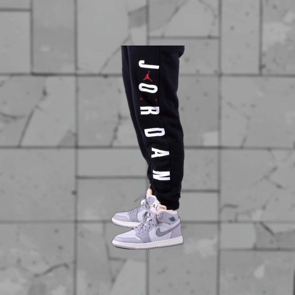 Jordan Brand Jordan Mens Pants Medium Black Joggers Jumpman Air Fleece CJ9469-010 Size 32" / US 10 / IT 46 - 1 Thumbnail