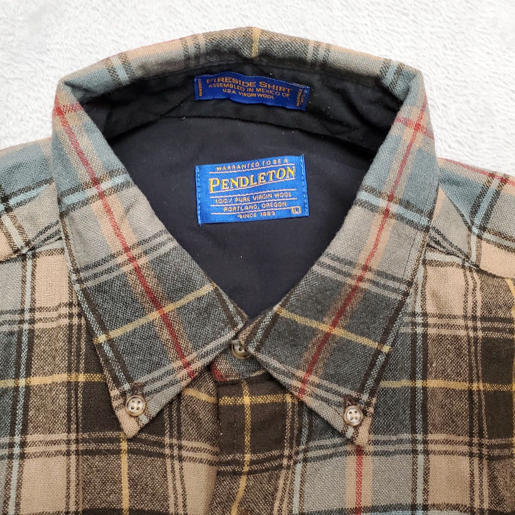 Pendleton VINTAGE Pendleton Shirt Mens Large Blue Plaid Fireside 100% Pure Virgin Wool Cabincore Size US L / EU 52-54 / 3 - 3 Thumbnail