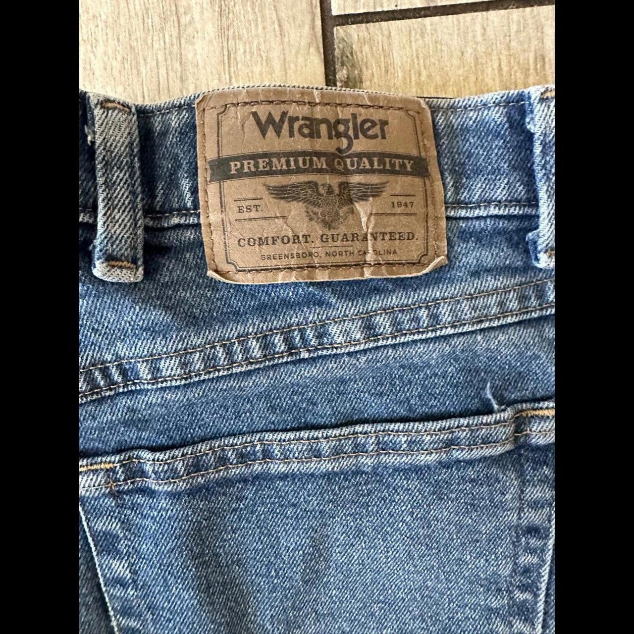 Wrangler Pre Own Wrangler Regular Fit Fcbb Size US 40 / EU 56 - 4 Thumbnail