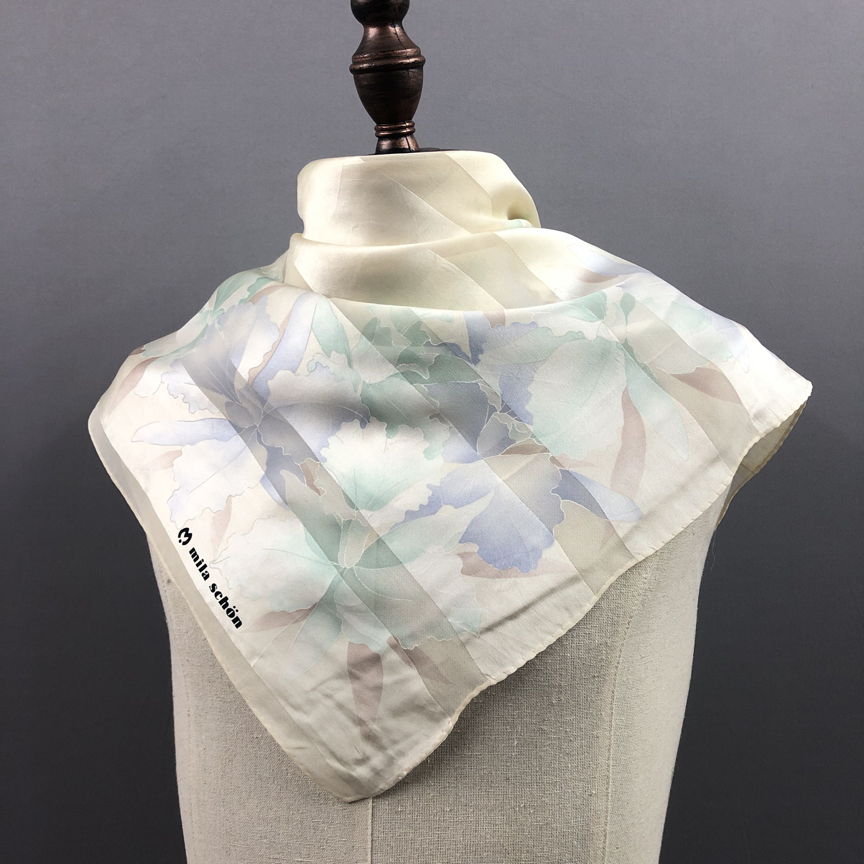Mila Schon × Vintage Vintage Mila Schon SILK Scarf Twill Stole Wraps Scarves Size ONE SIZE - 4 Thumbnail