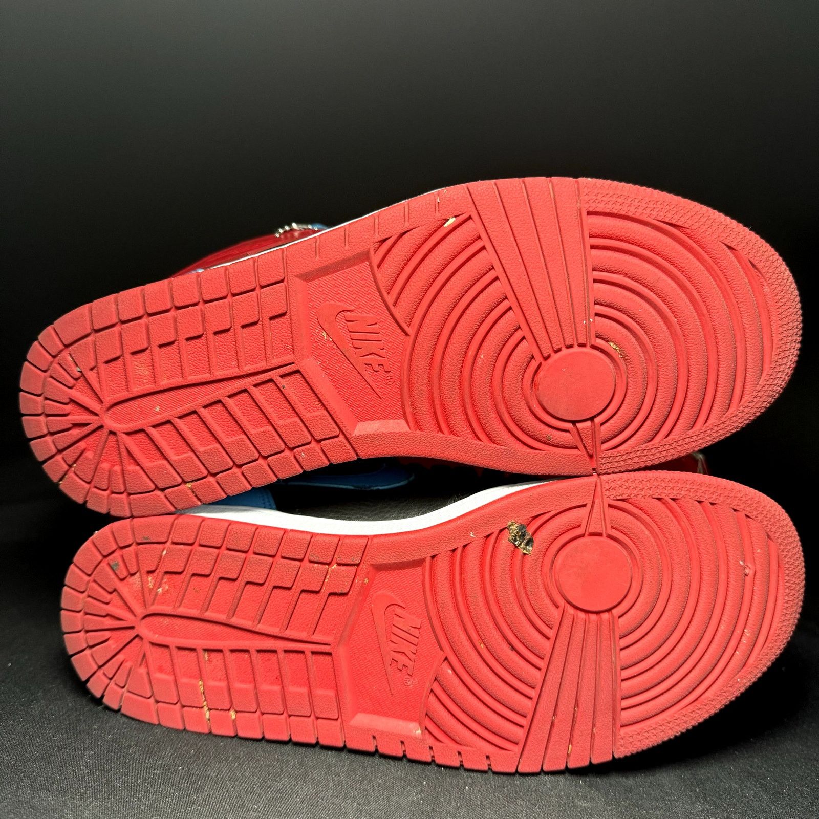 Jordan Brand × Nike Nike Air Jordan 1 High OG NC to Chi - Size 9 - Women's Shoes Size US 9 / IT 39 - 6 Thumbnail