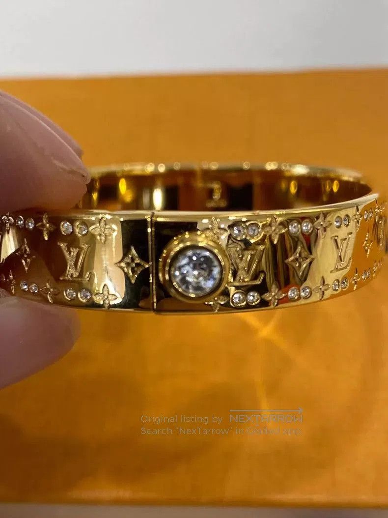 Louis Vuitton Louis Vuitton Gold Crystal Bracelet for Couples. Size ONE SIZE - 4 Thumbnail